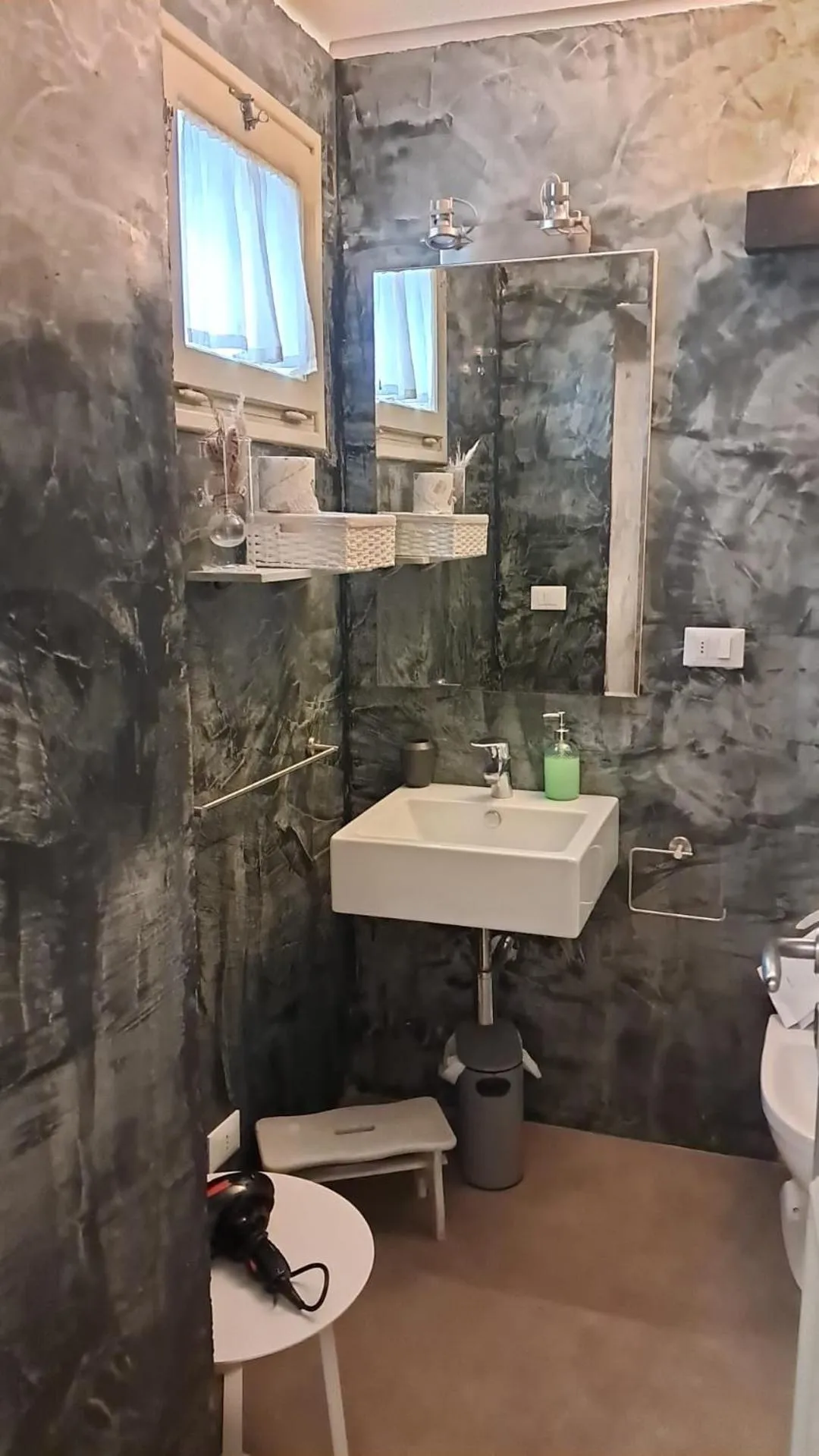 Bathroom in Miro B&B