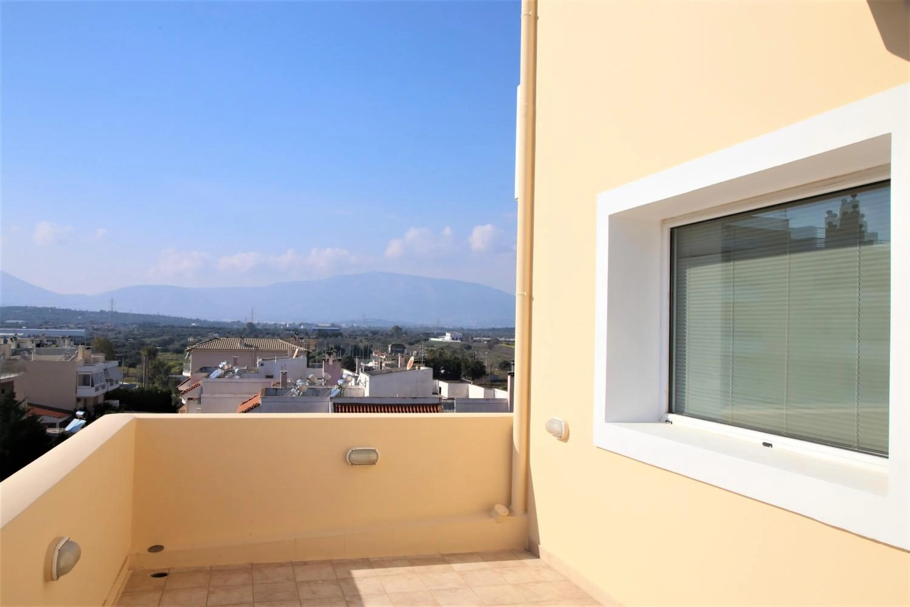 Balcony/Terrace in GK Airport Suites - Free Shuttle by GK Properties