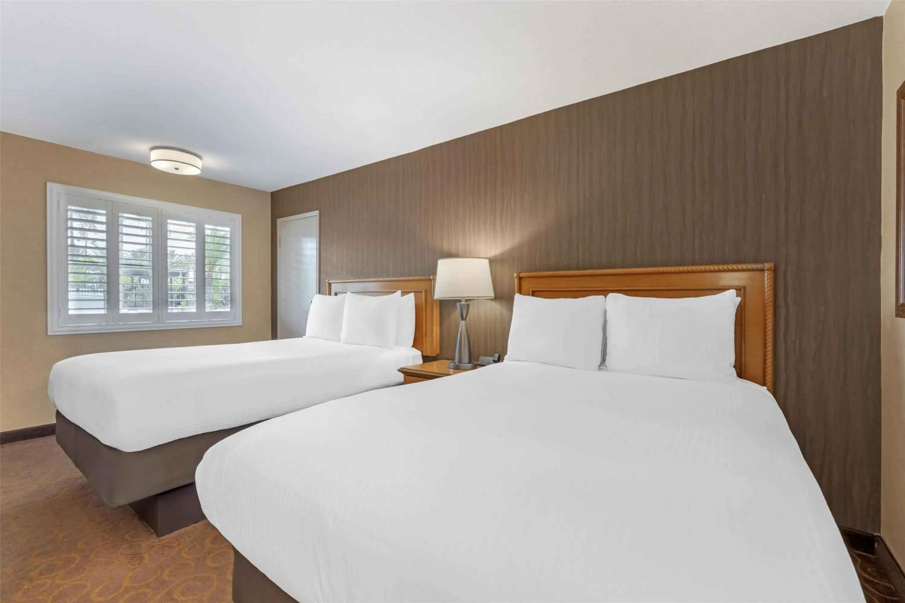 Bedroom, Bed in Best Western Plus Pavilions