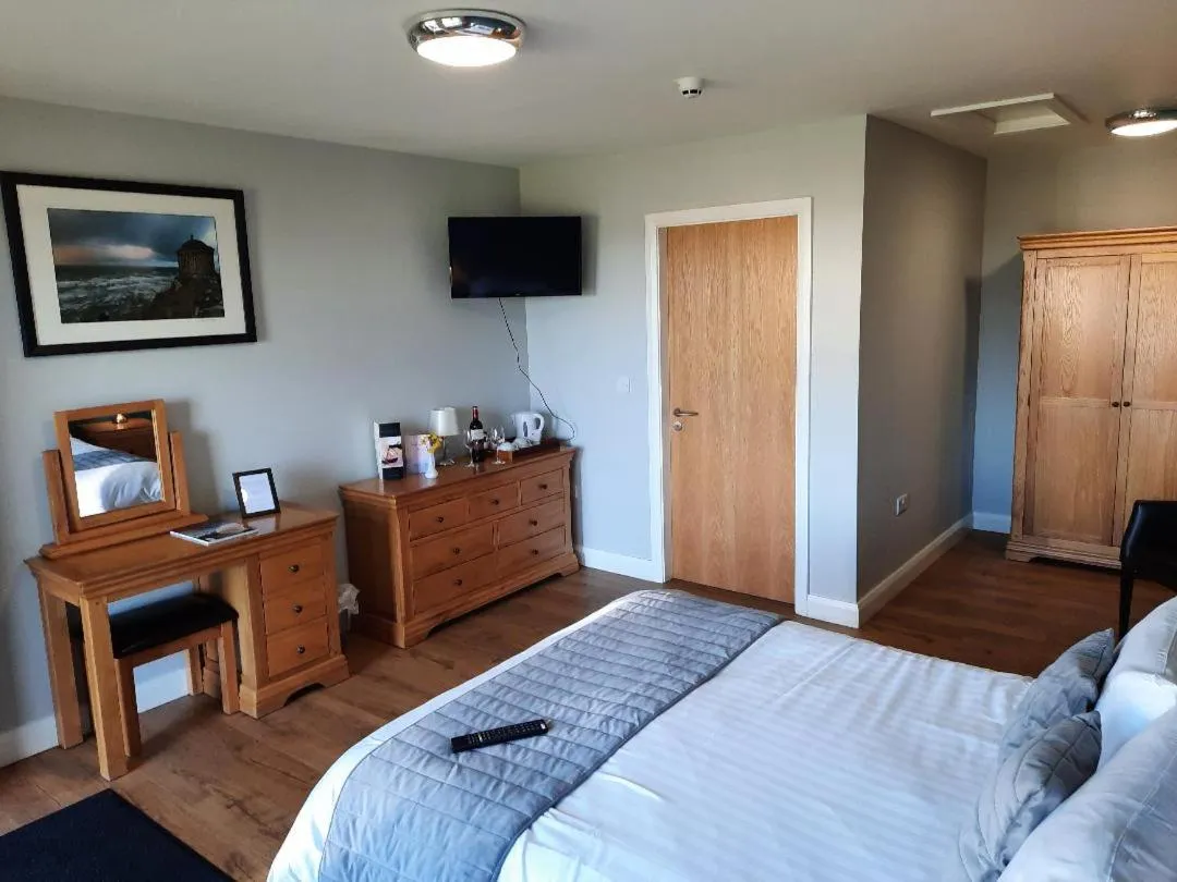 Bed in Standing Stones Lodge