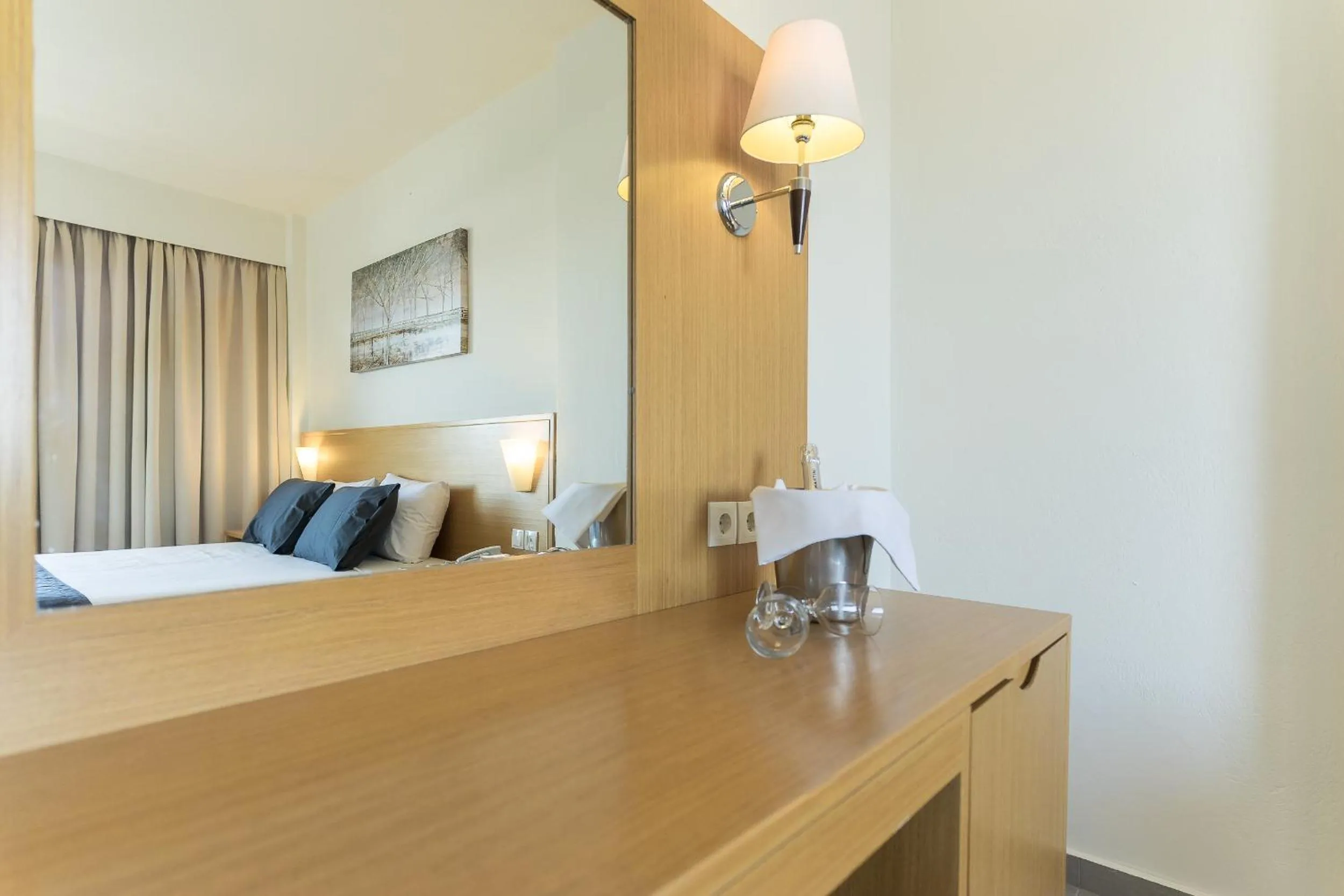 Photo of the whole room, Bed in City Center Hotel