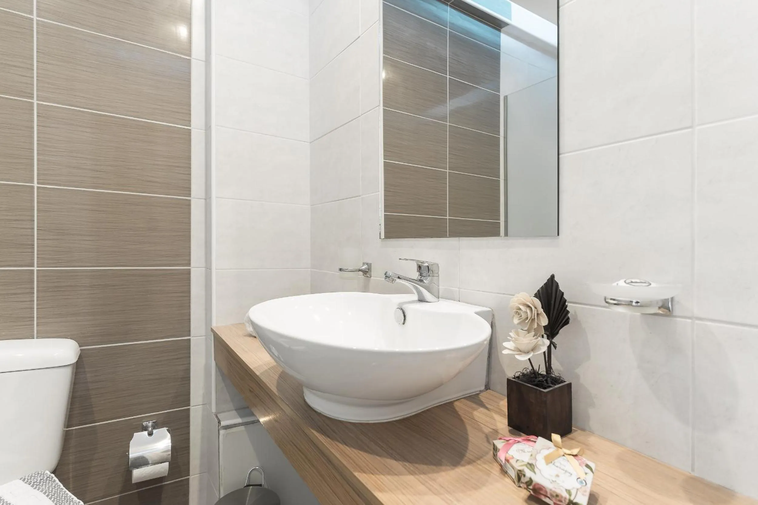 Bathroom in City Center Hotel