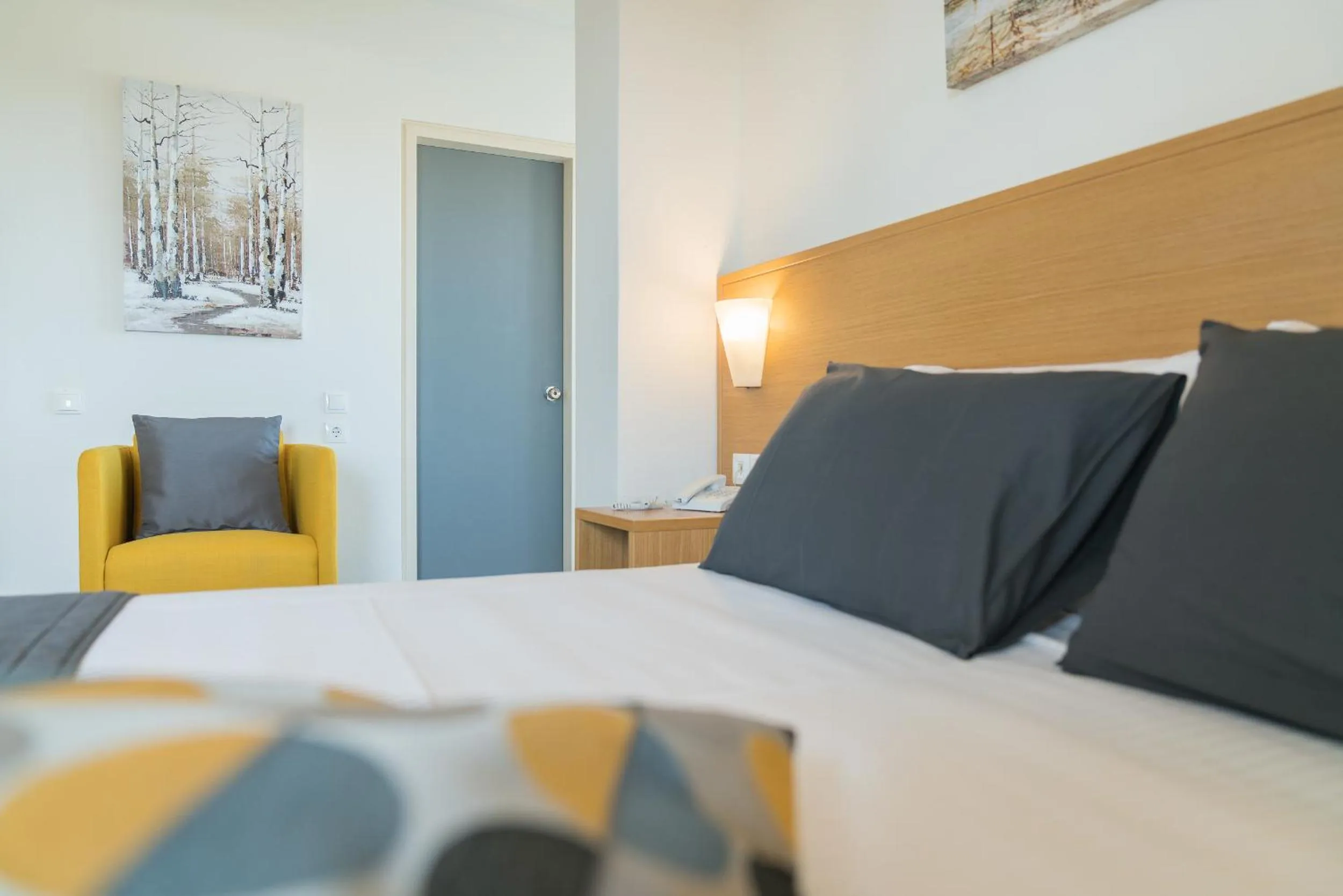 Other, Bed in City Center Hotel