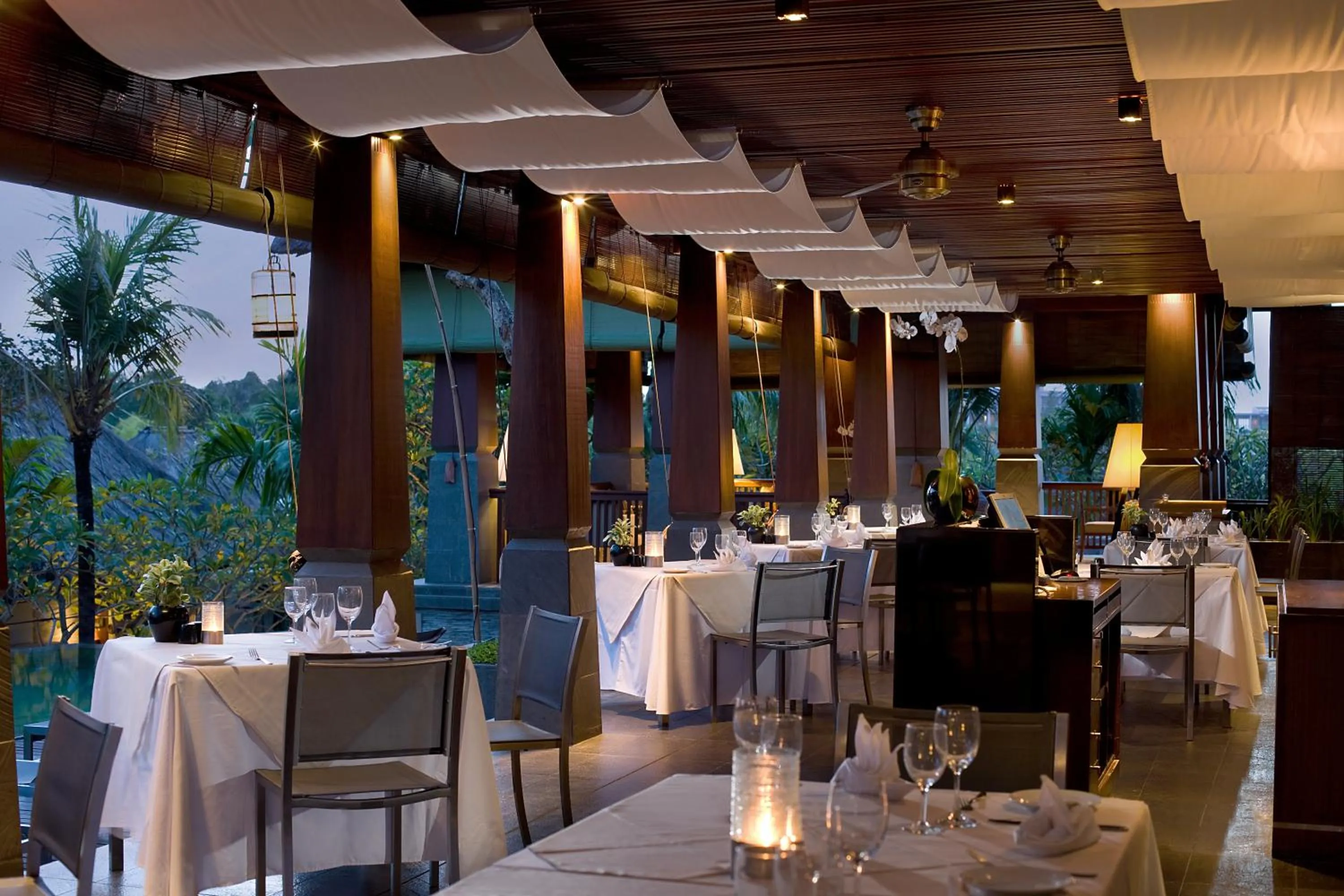 Restaurant/places to eat in The Kayana