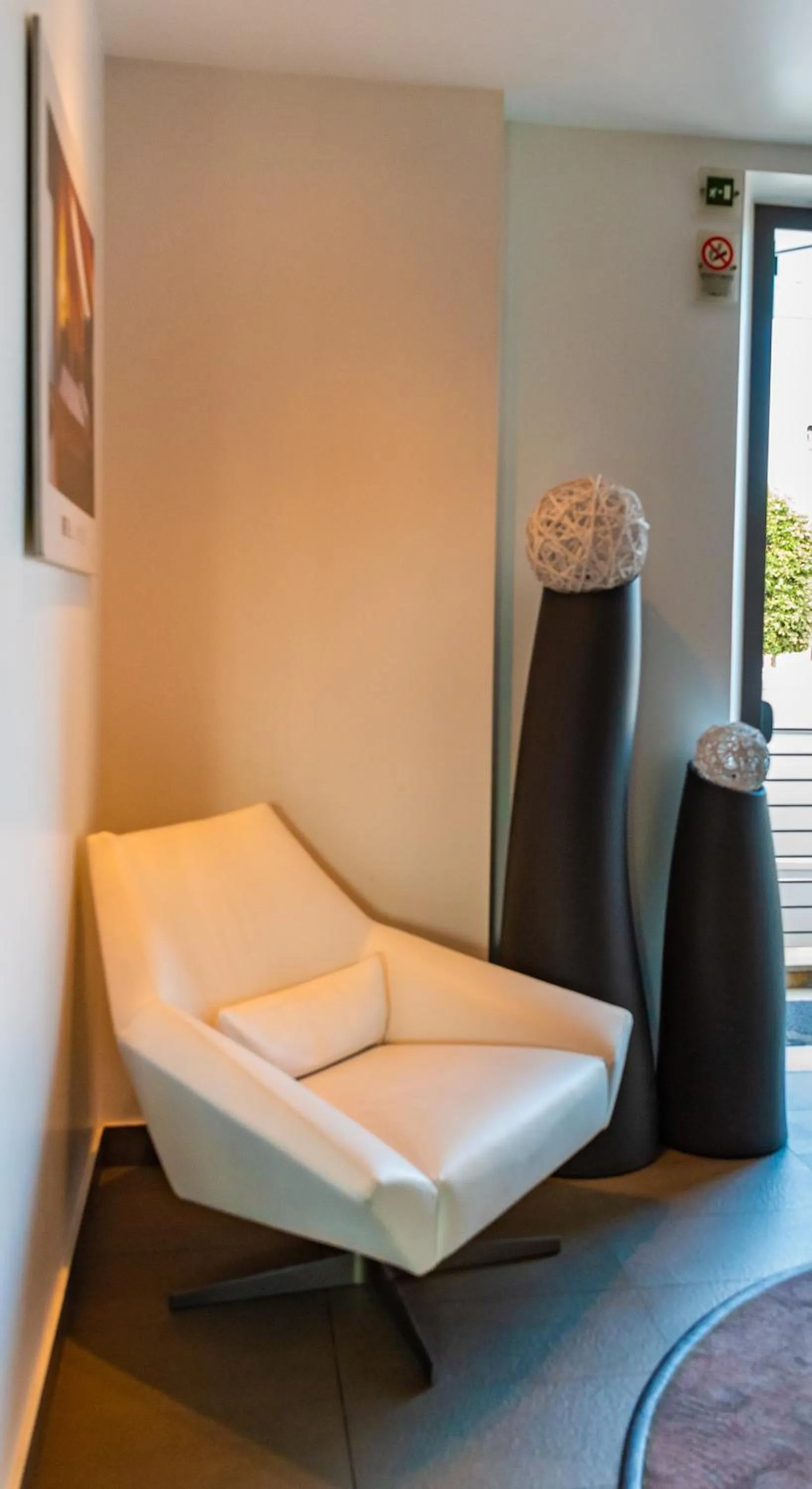 Lobby or reception, Bed in Ex-L