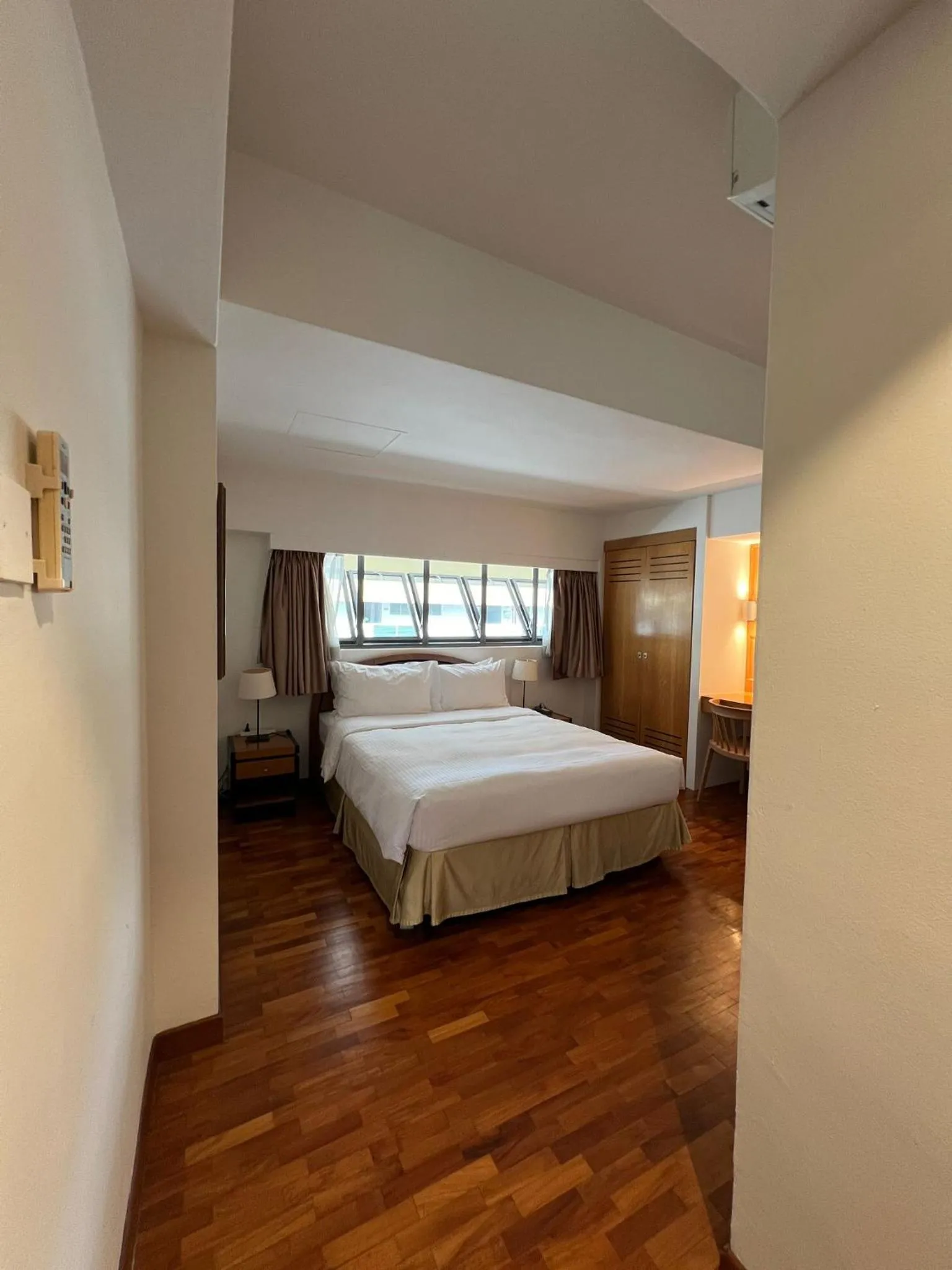 Bedroom, Bed in Orchard Point Serviced Apartments