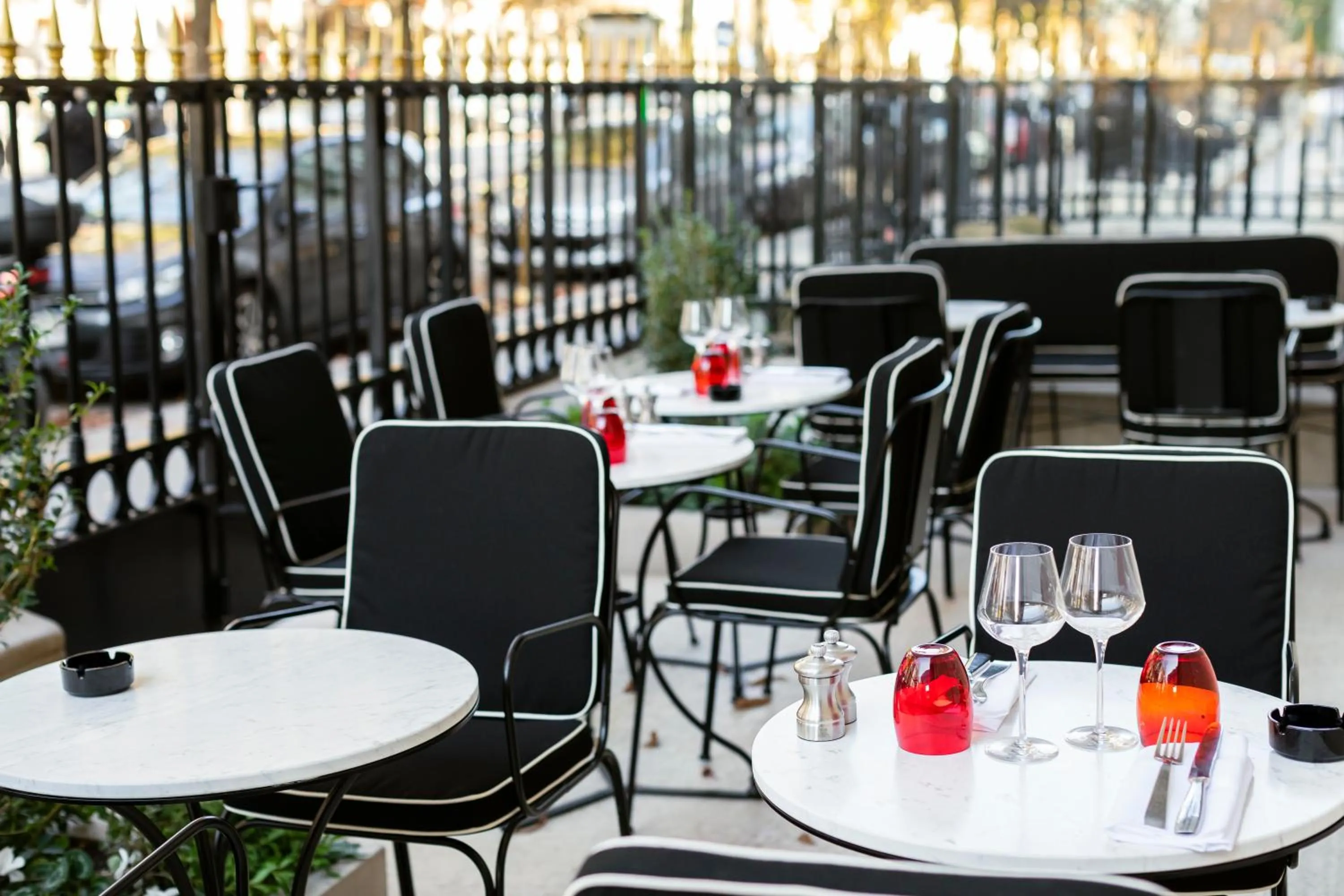 Balcony/Terrace in Hotel Montaigne