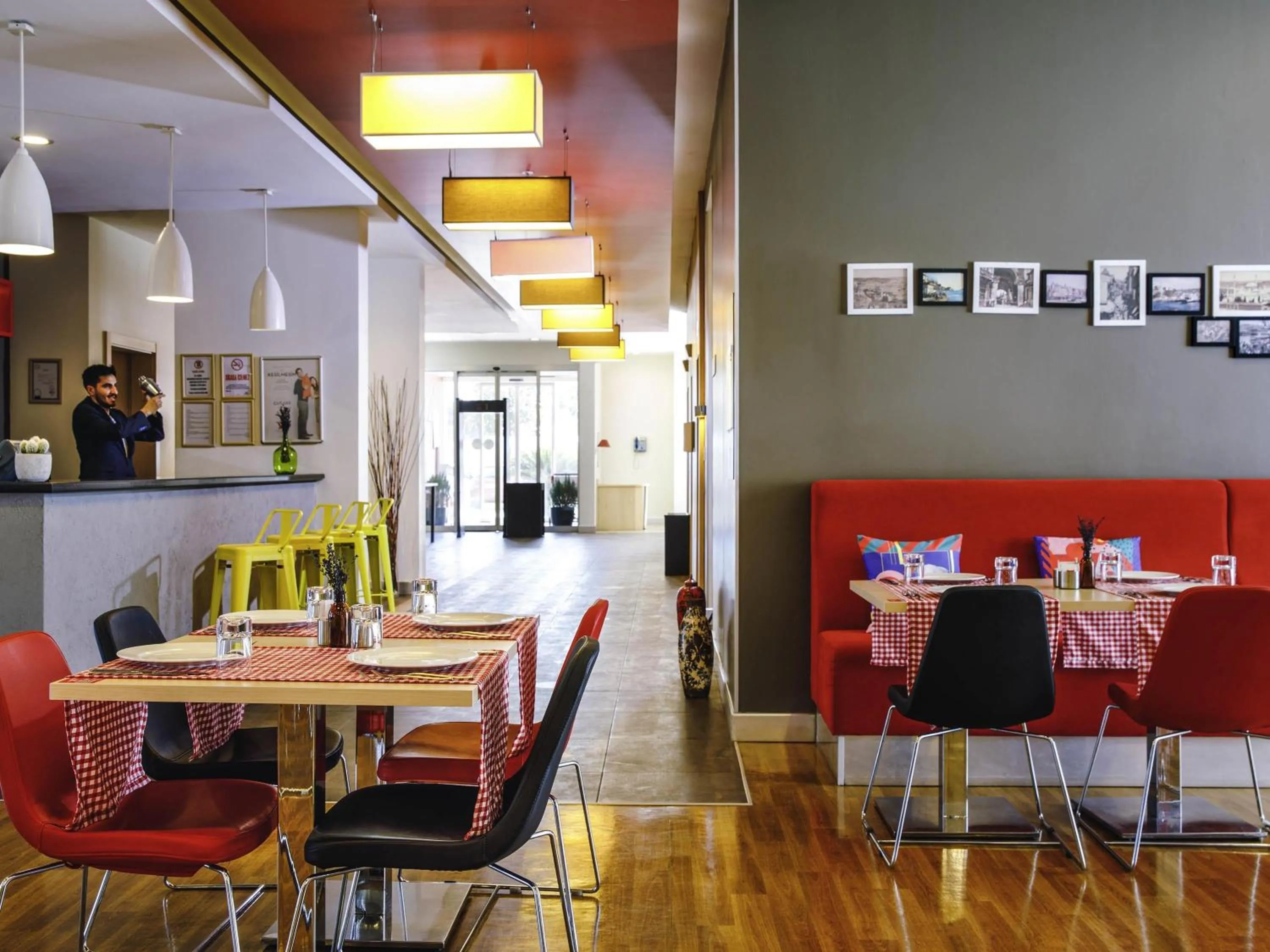 Restaurant/places to eat in Ibis Istanbul Esenyurt