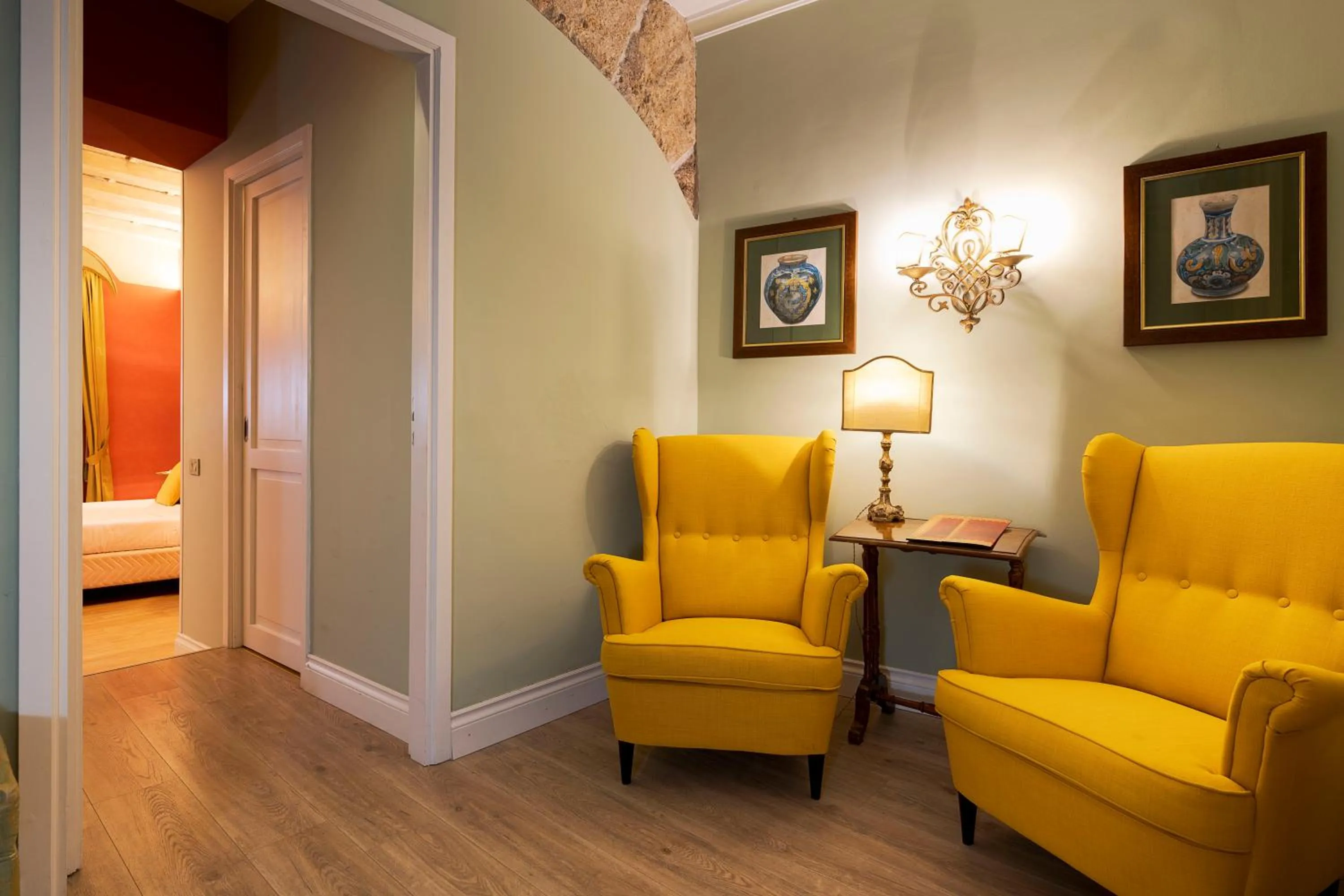 Living room in Palazzo Arone dei Baroni di Valentino