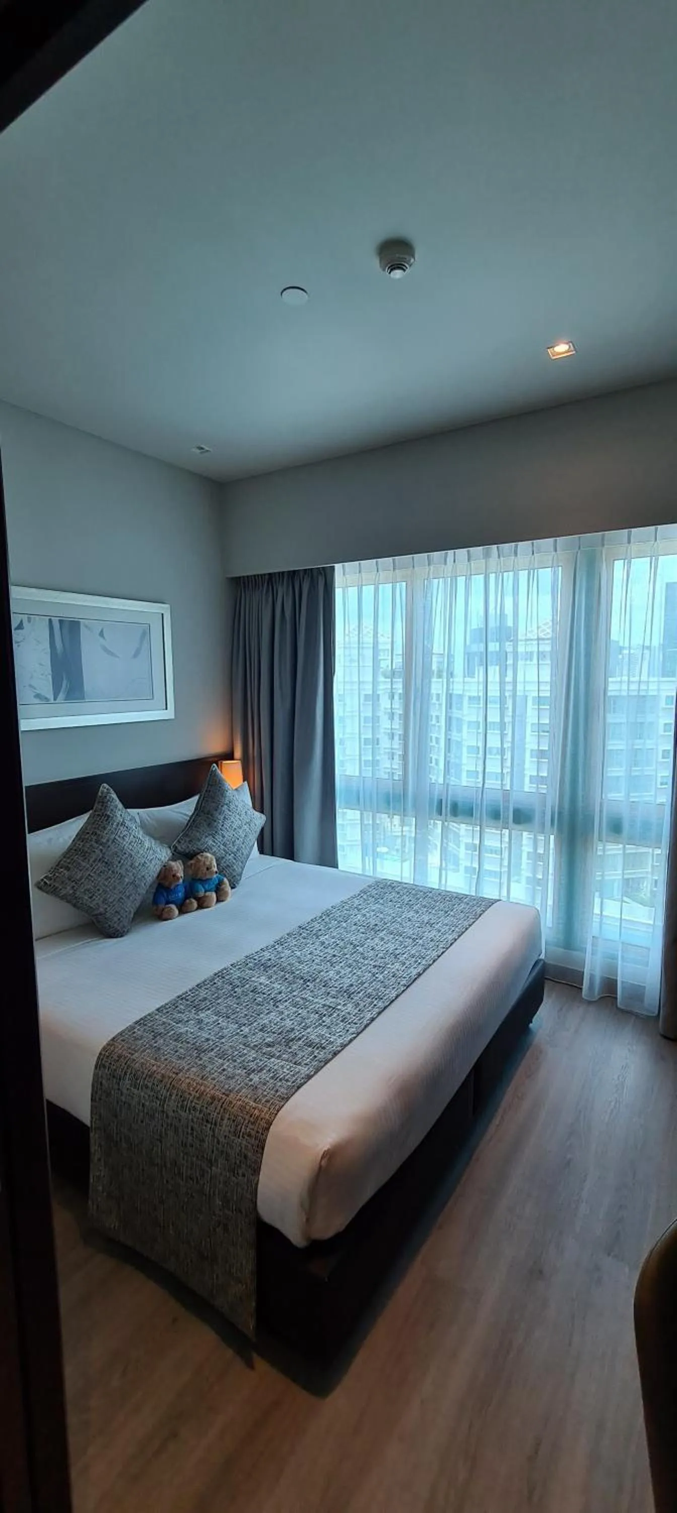 Bedroom, Bed in Somerset Bencoolen Singapore