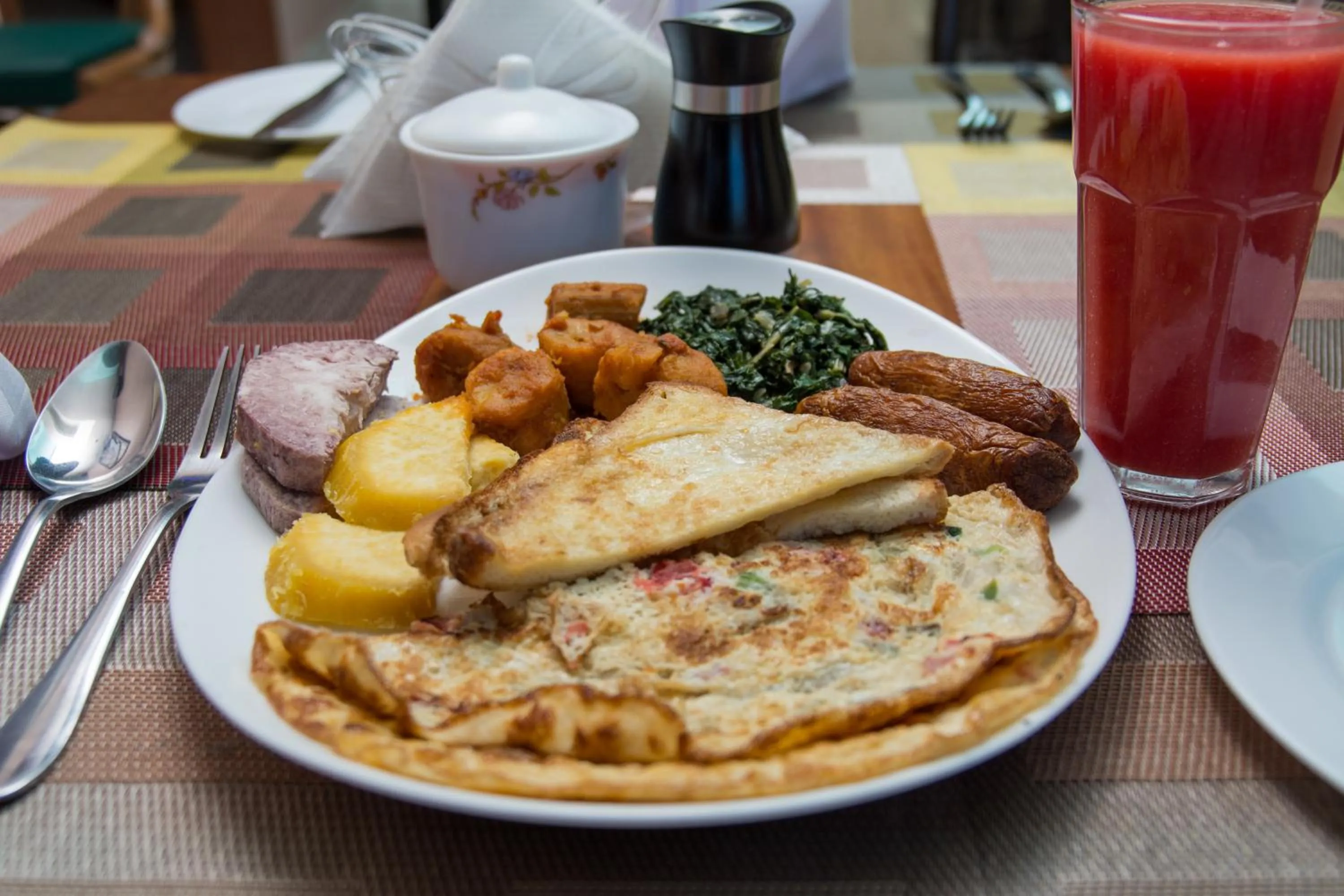 Breakfast in Delfirm Hotel