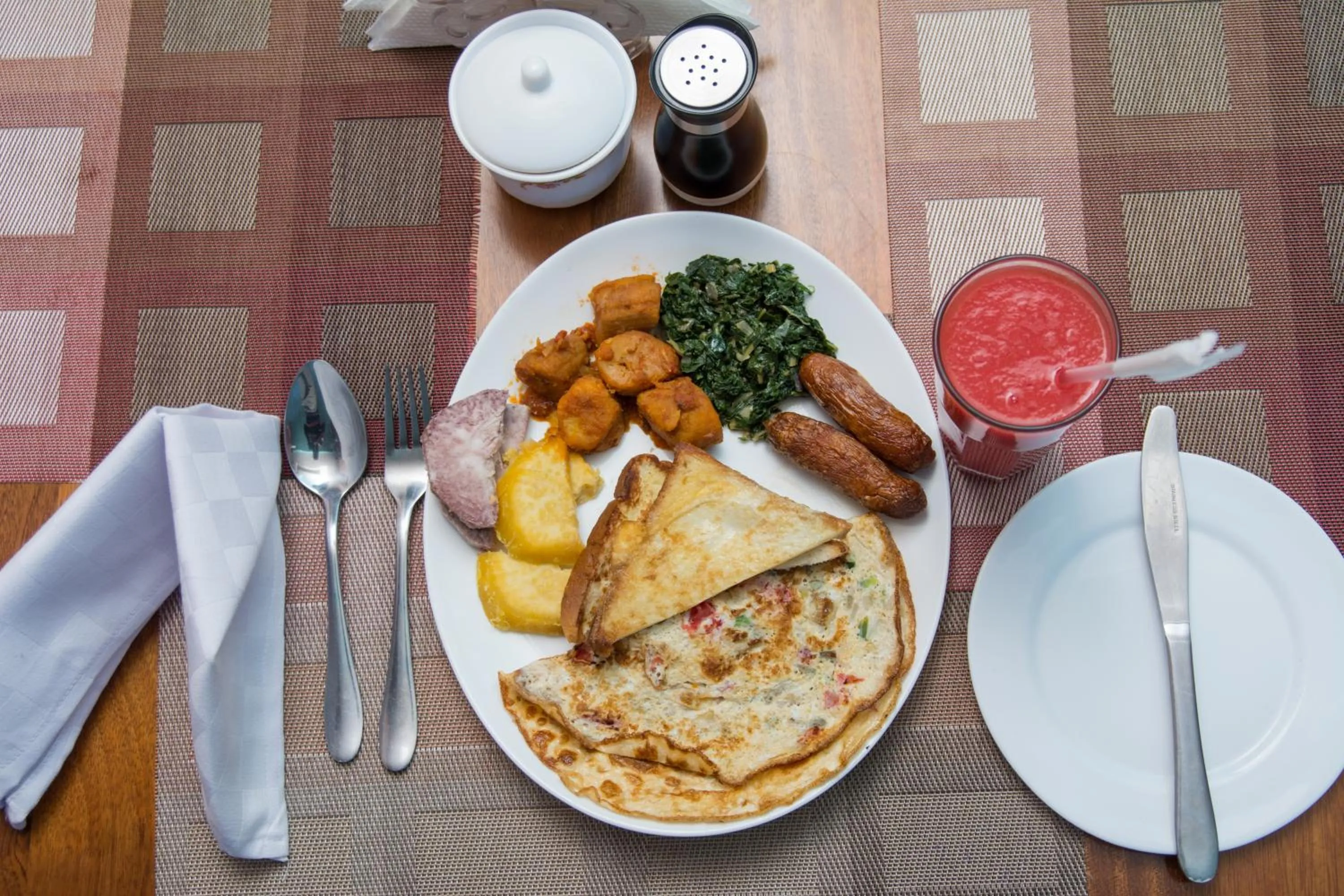 Breakfast in Delfirm Hotel