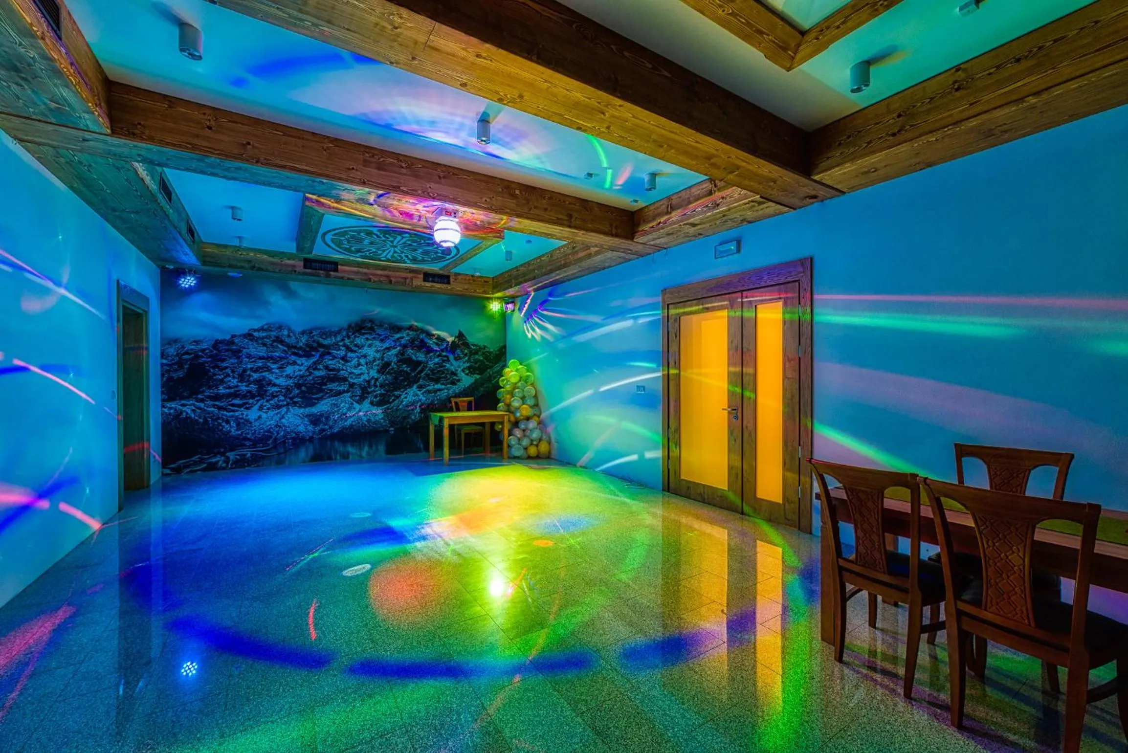 Communal lounge/ TV room in DW Murzasichle