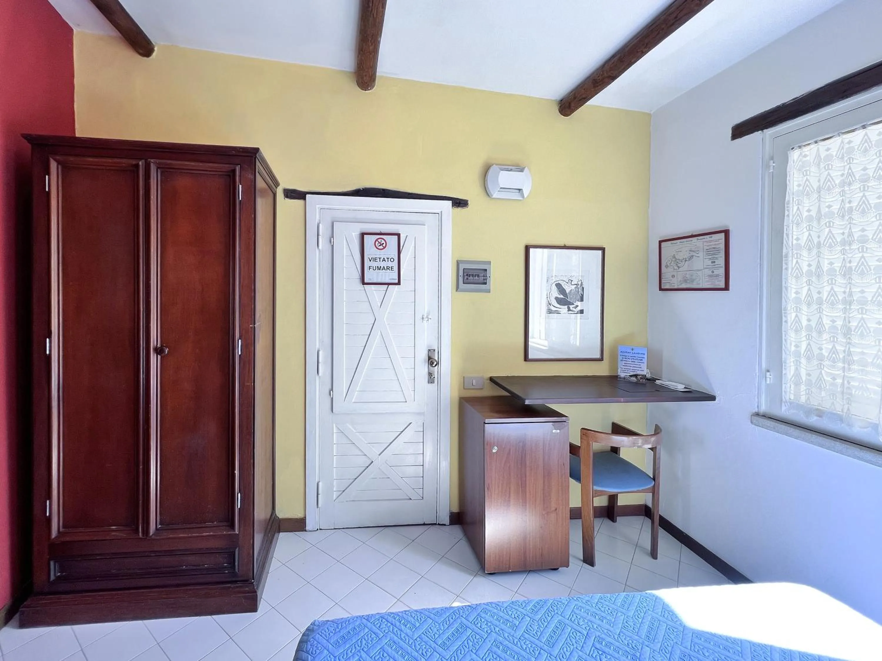 Bed in Aeneas' Landing Resort