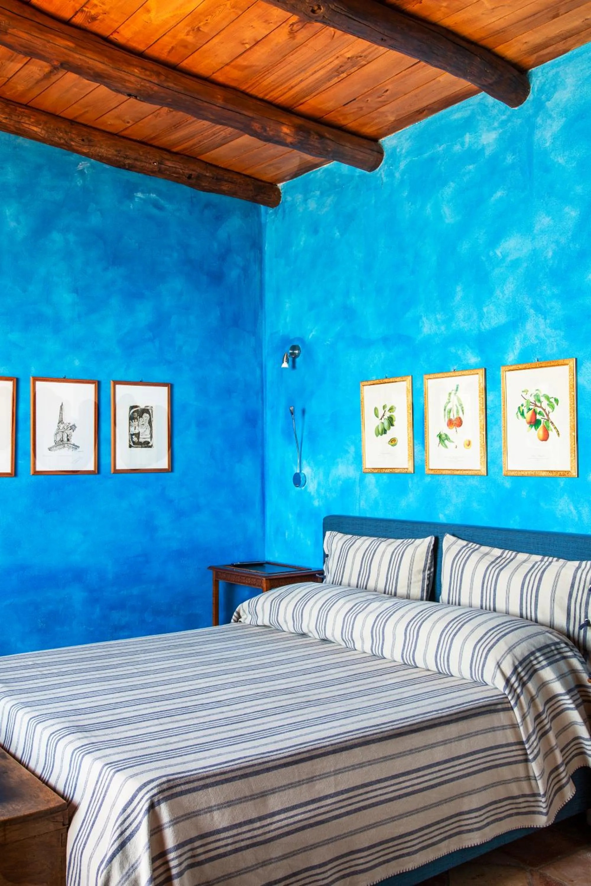 Bedroom, Bed in Aeneas' Landing Resort