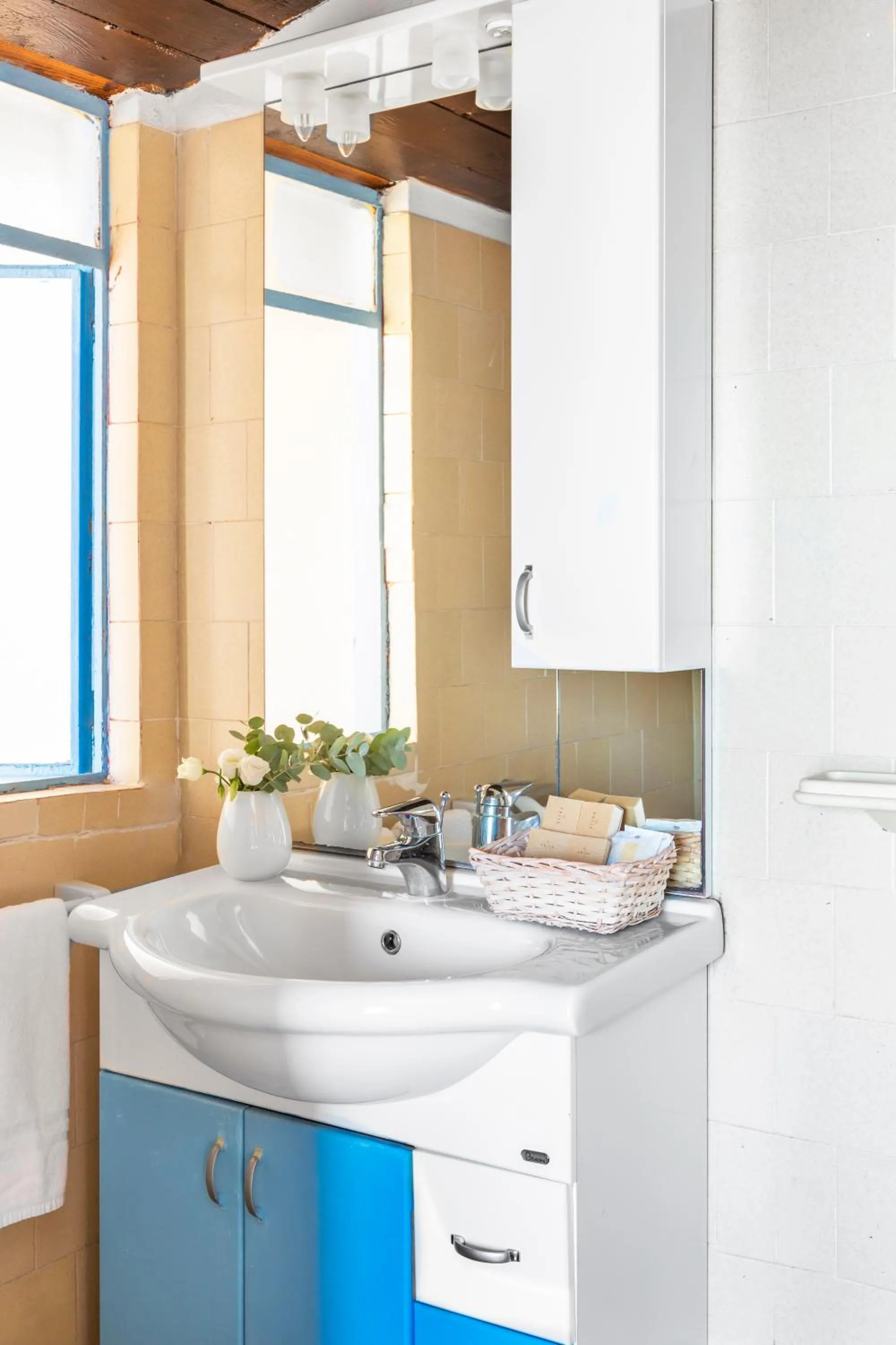 Bathroom in Aeneas' Landing Resort