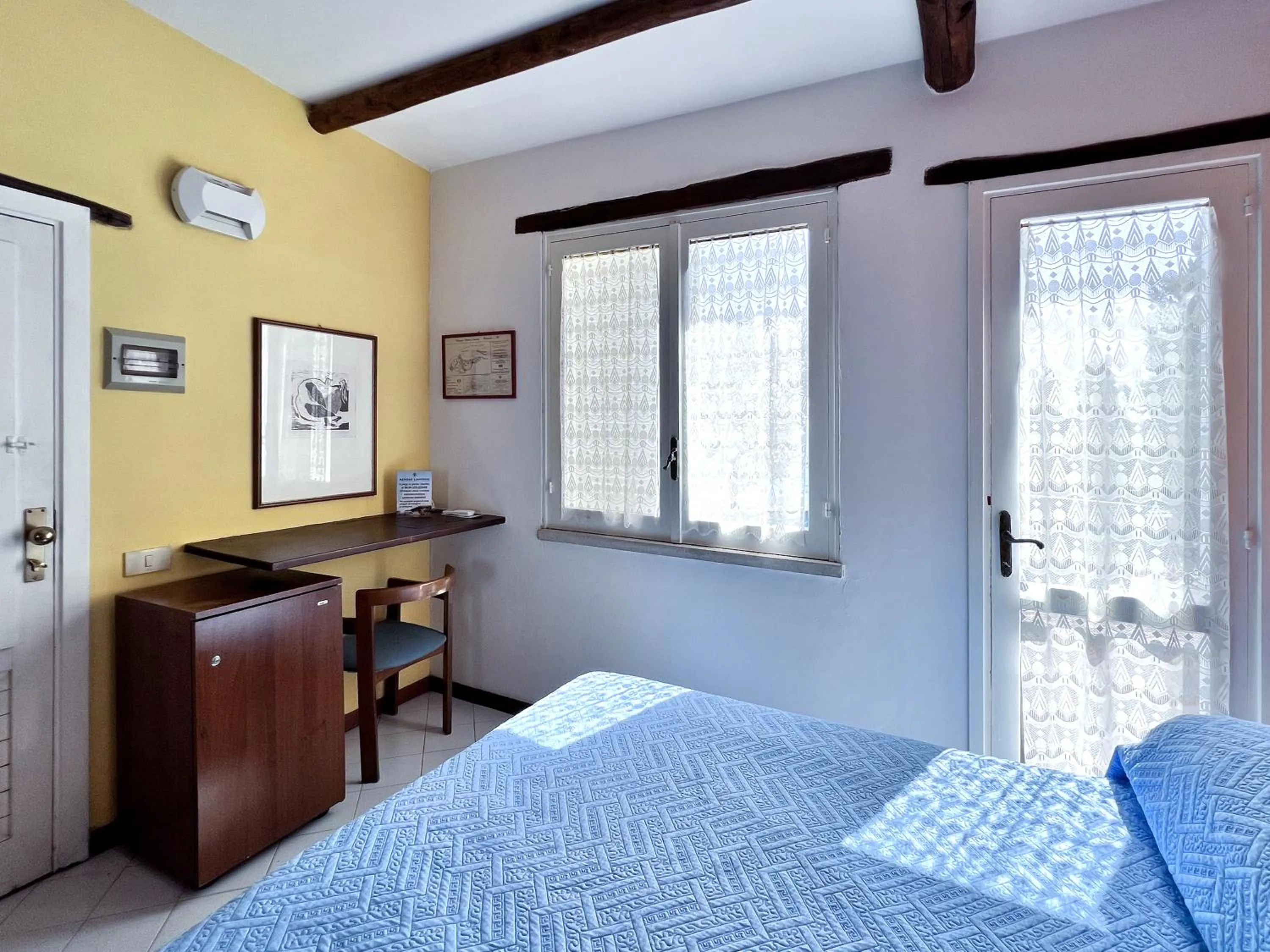 Bedroom, Bed in Aeneas' Landing Resort