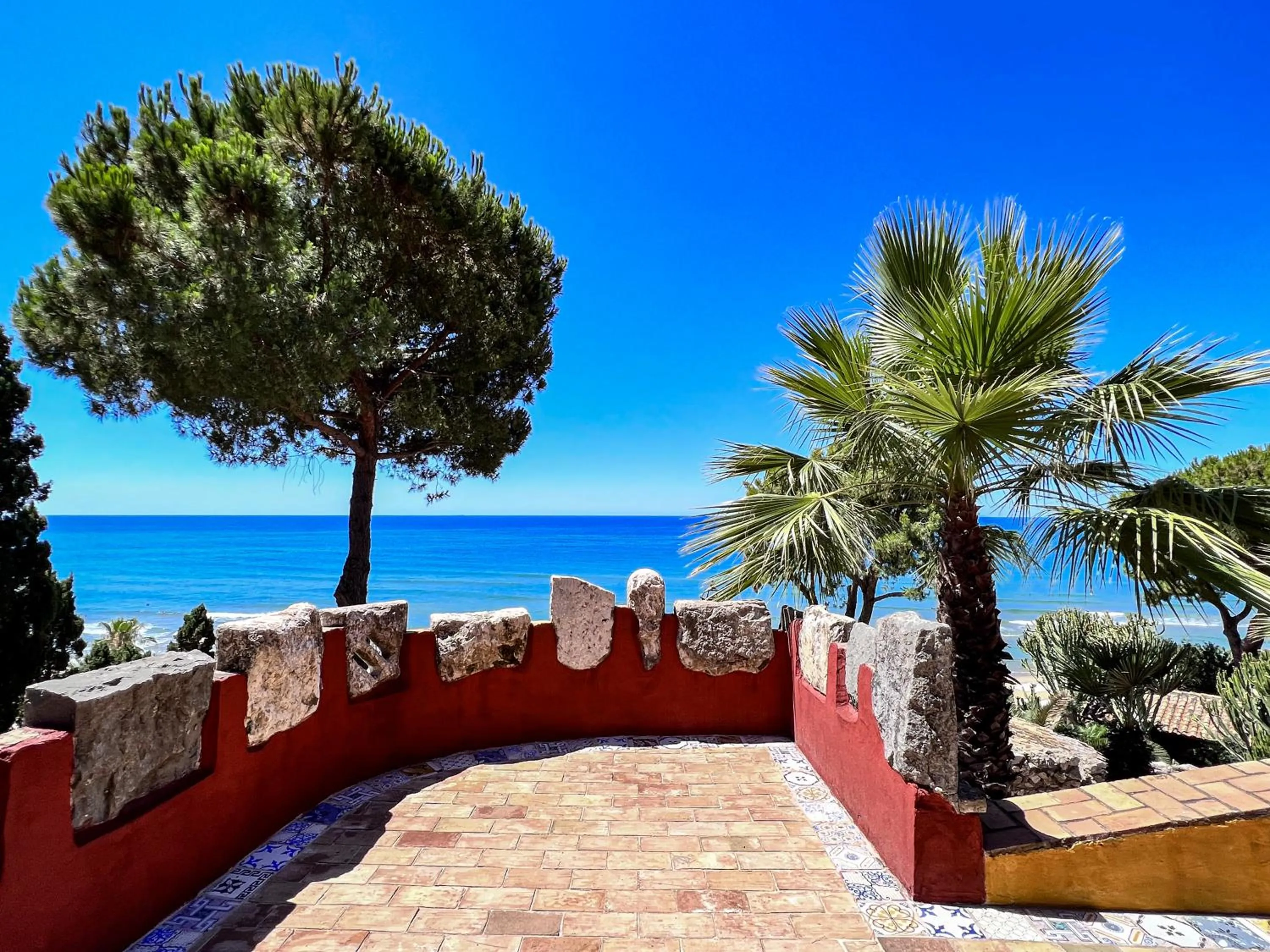 Aeneas' Landing Resort