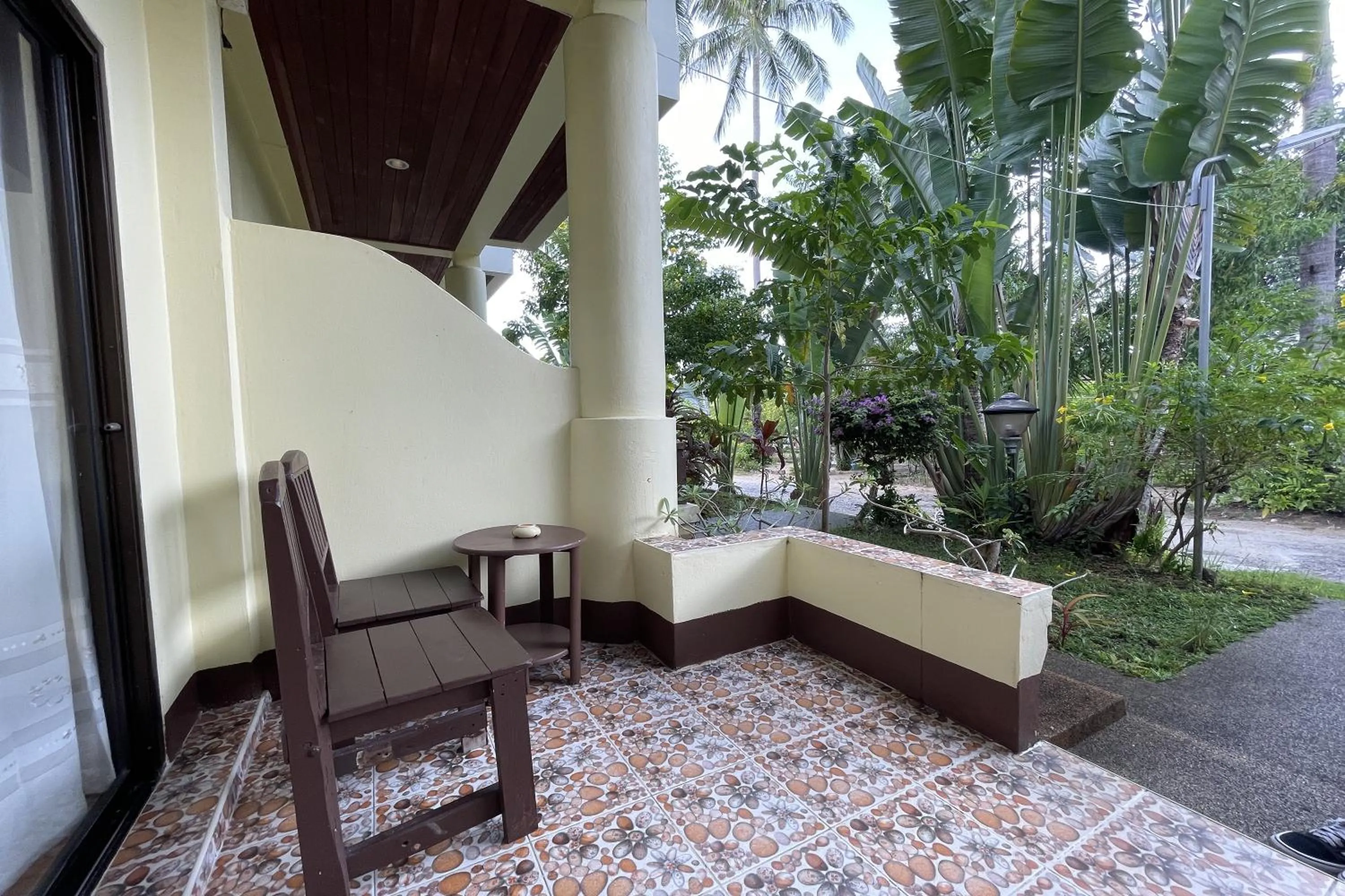 Seating area in Sea Breeze Bungalow