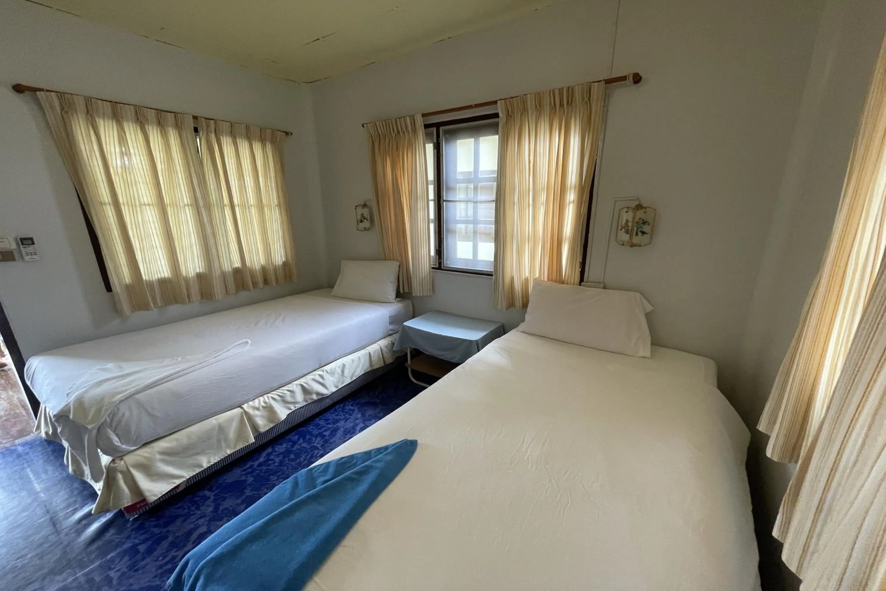 Bed in Sea Breeze Bungalow