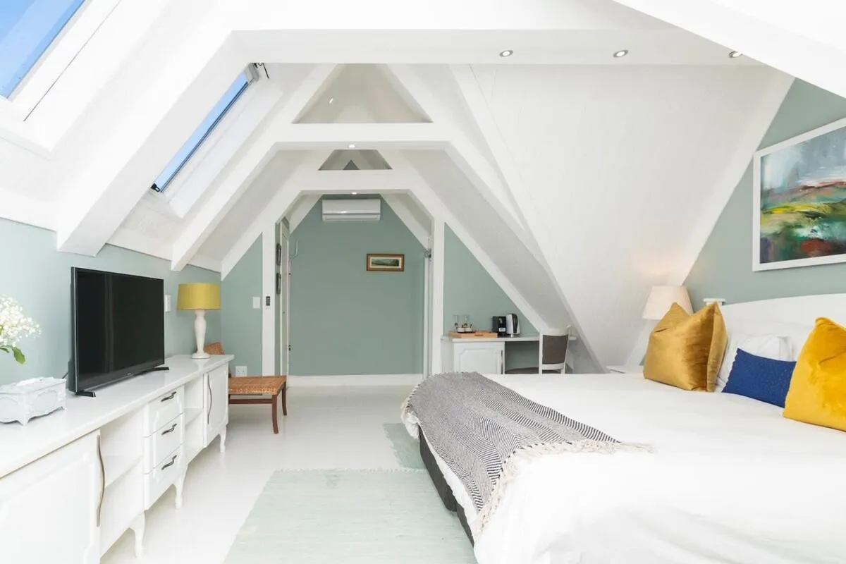 Bed in The Willets Boutique Hotel