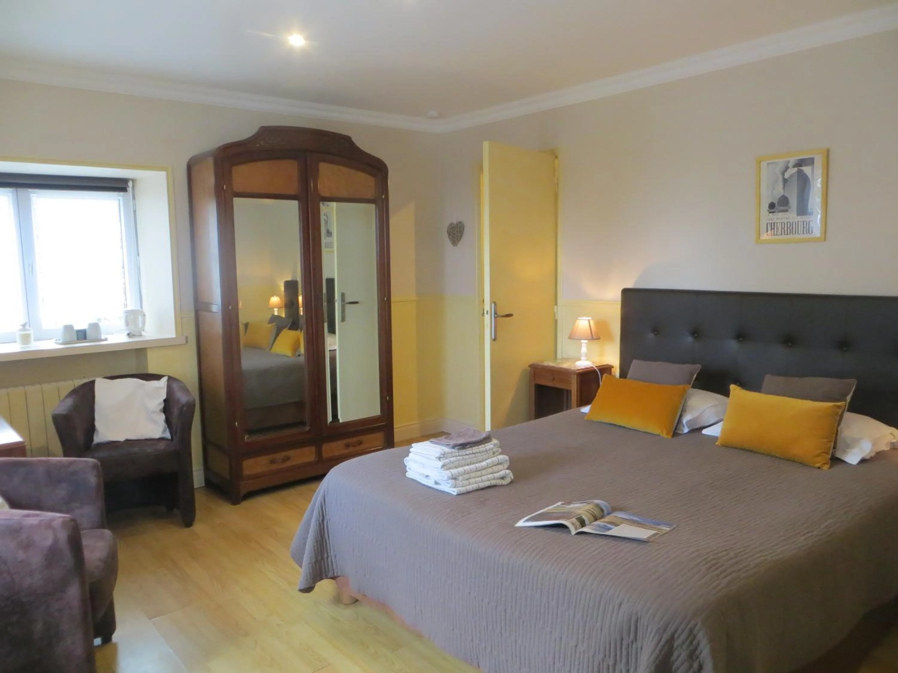 Bed in Les deux caps