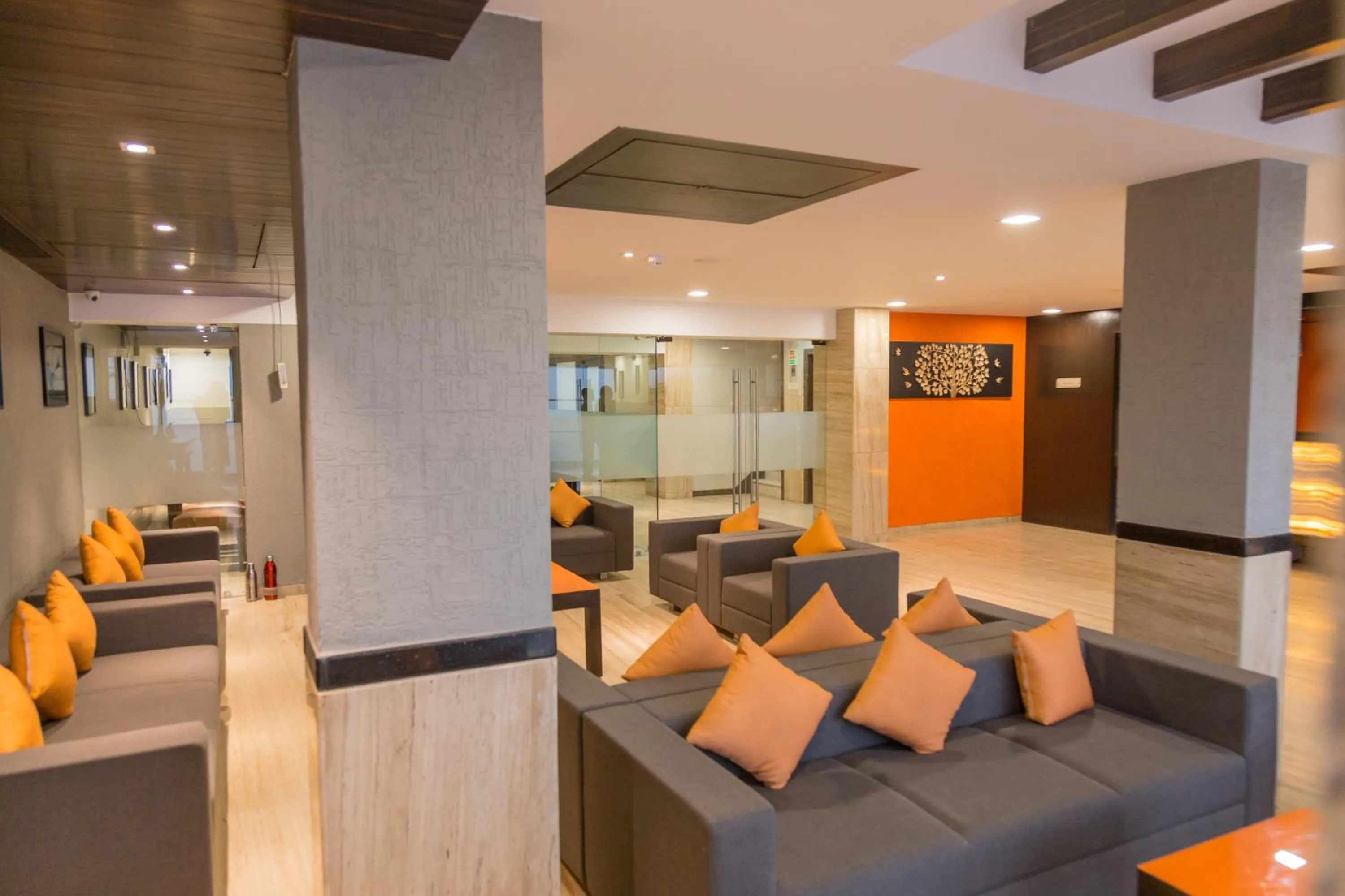 Seating area in Ginger Ahmedabad, Satellite