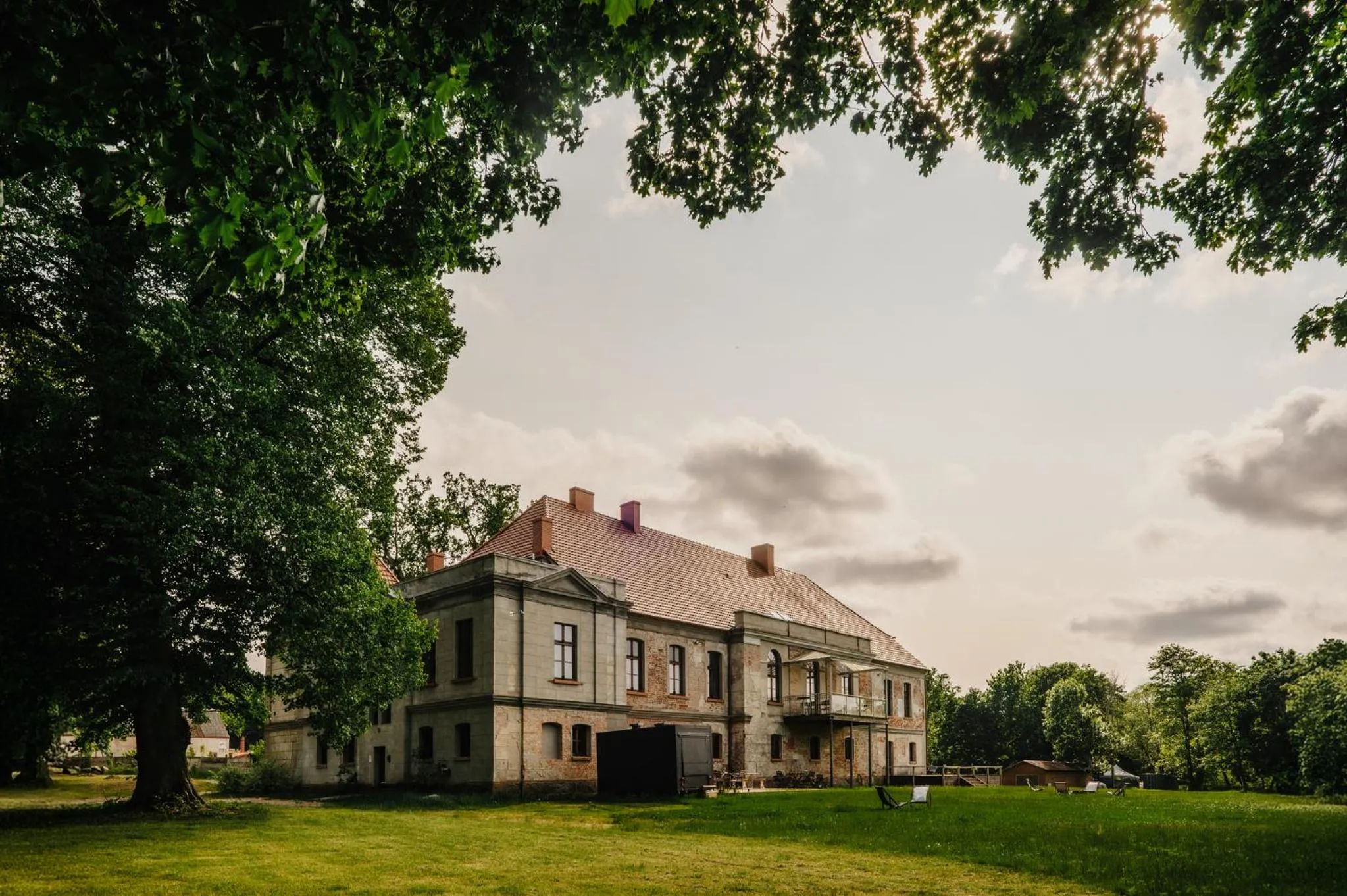 Folwark Wielka Wieś - Pałac pod Dębem