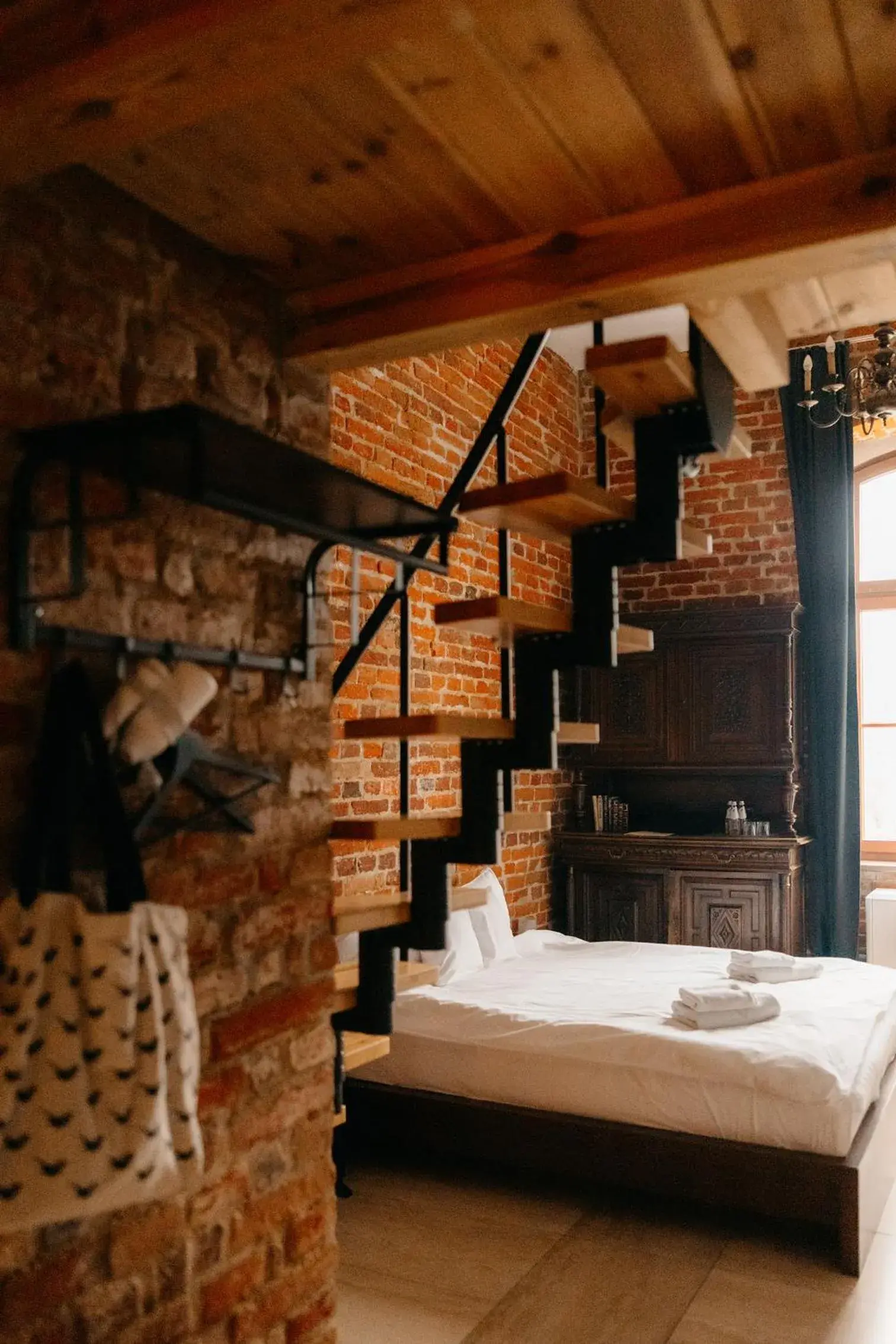 Family Room in Folwark Wielka Wieś - Pałac pod Dębem Family Room in Folwark Wielka Wieś - Pałac pod Dębem