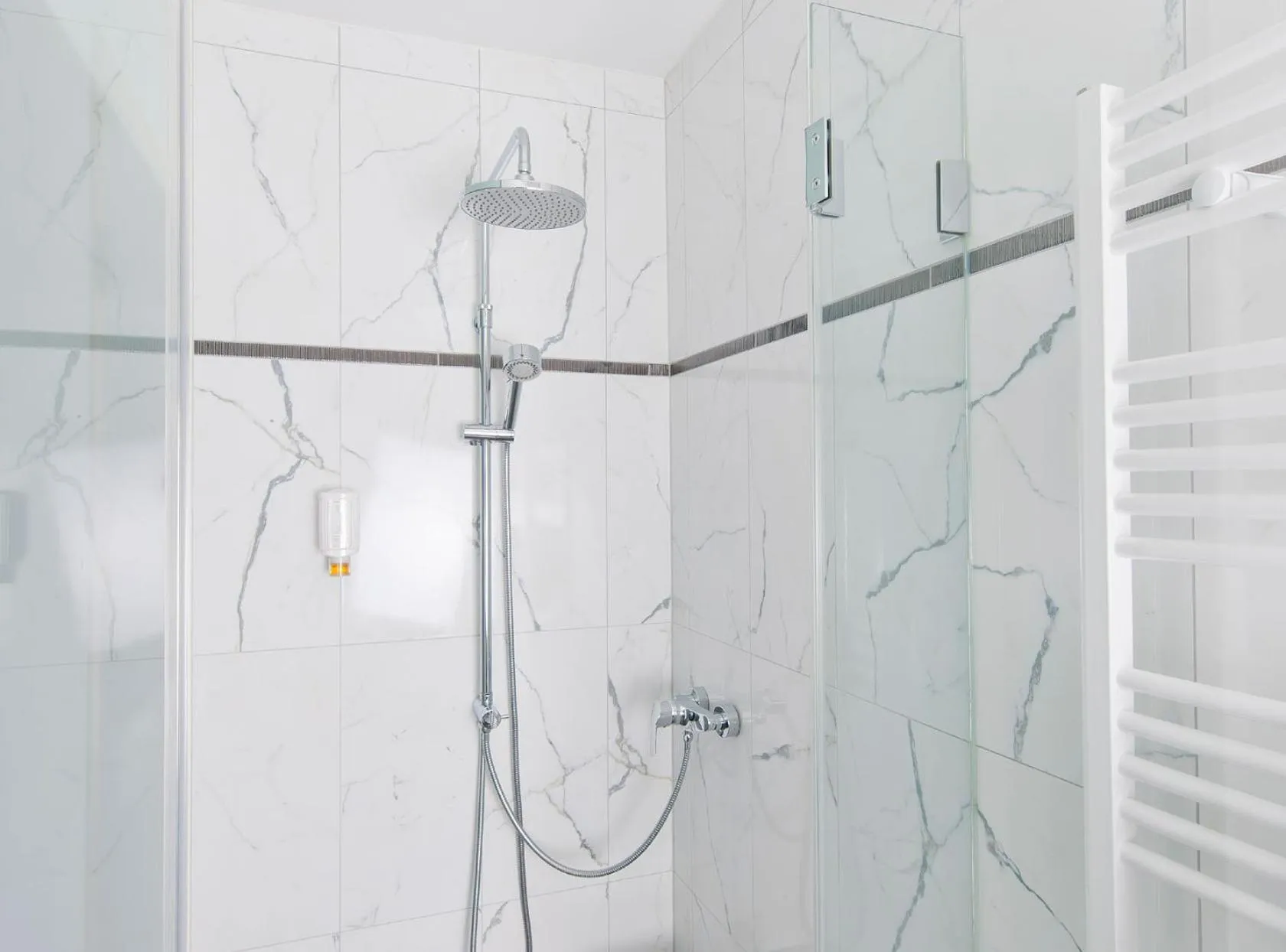 Bathroom in Hotel Heinzler am See