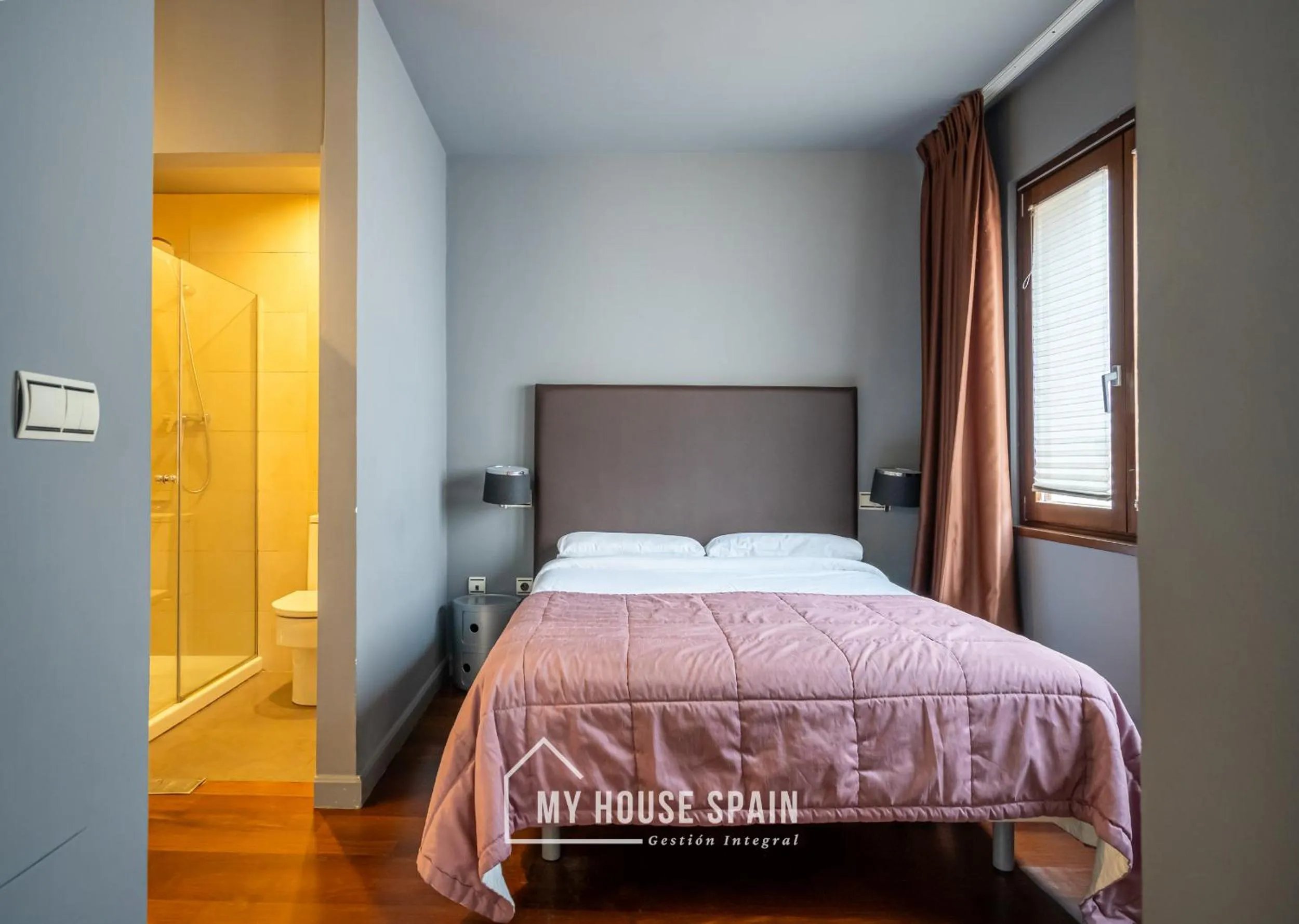 Bed in MyHouseSpain - Apartamentos Moros 41