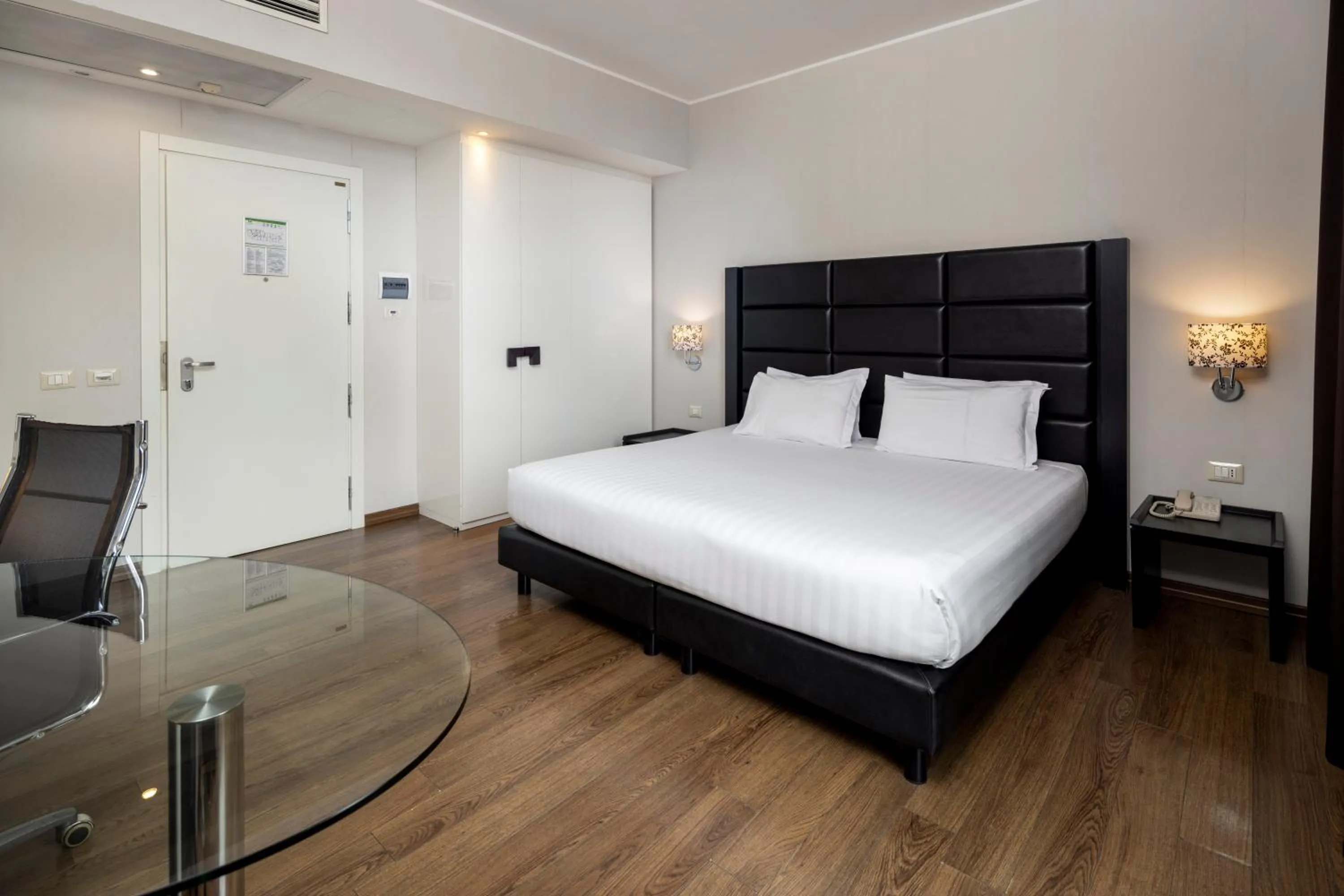 Bedroom, Bed in Holiday Inn Genoa City by IHG