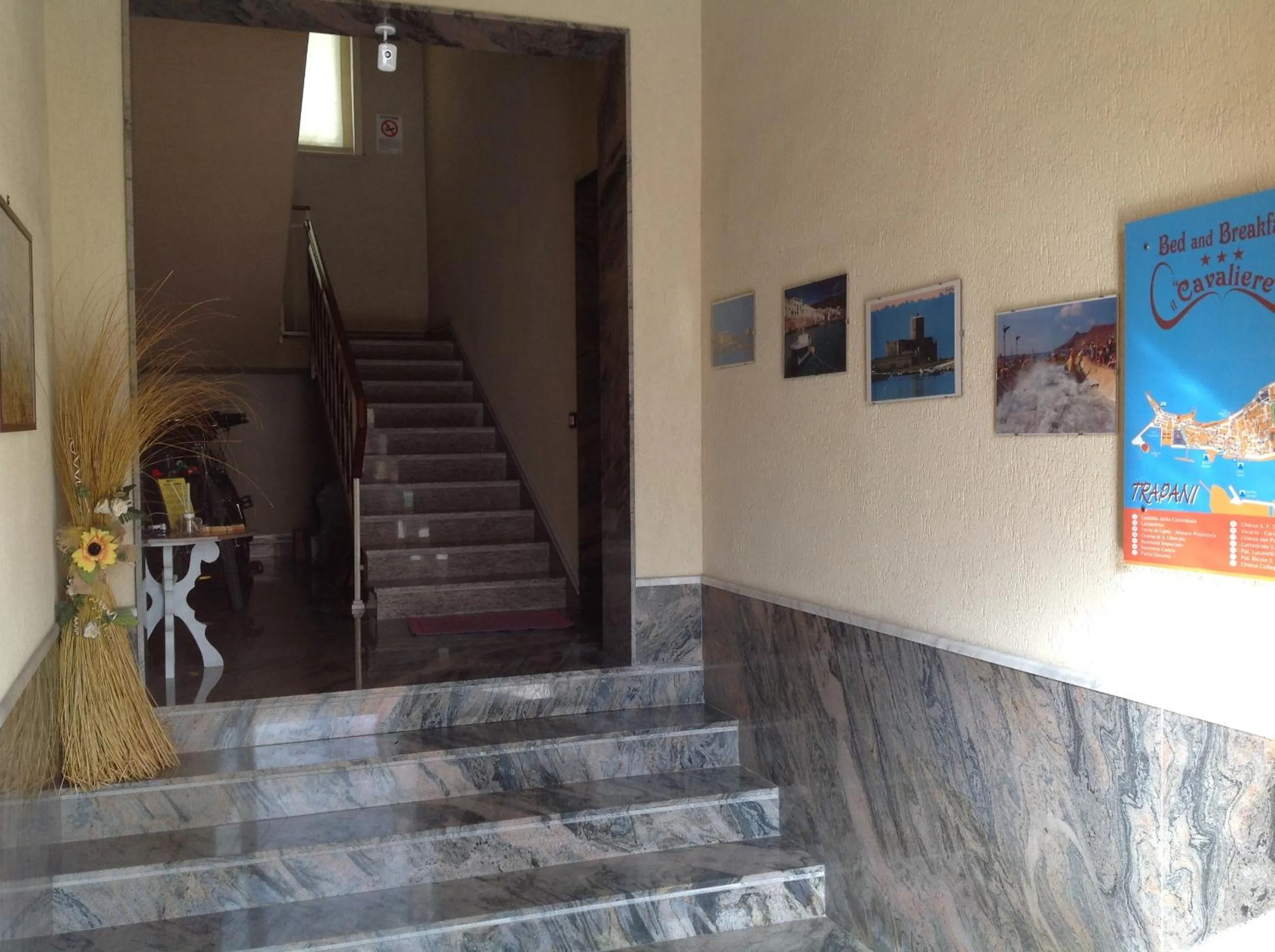 Decorative detail in Il Cavaliere