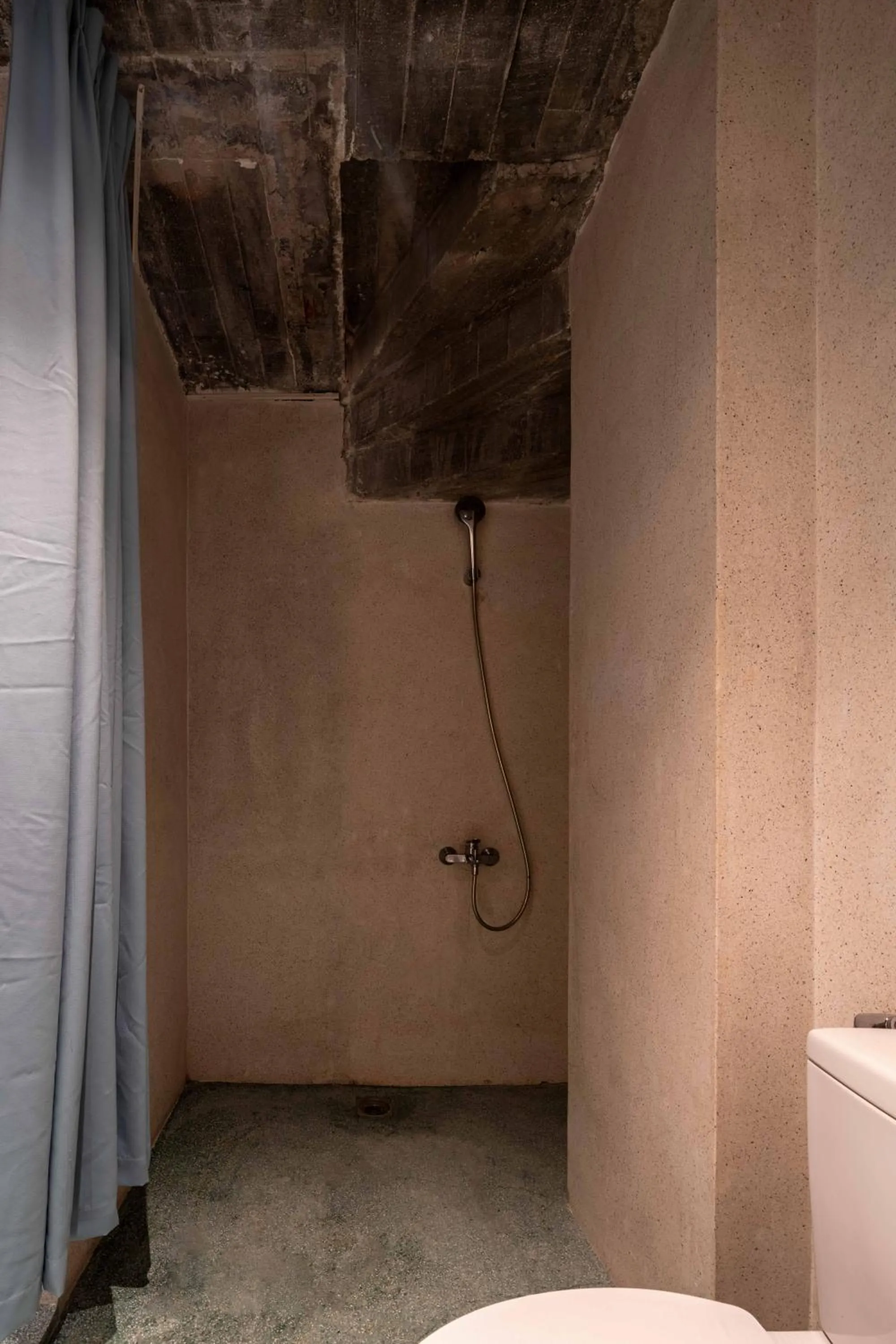 Shower in The Memory Danang Boutique