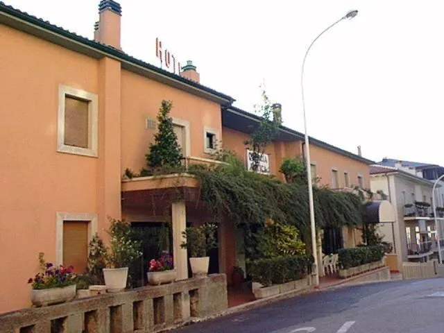 Property building in Hotel Quercia Antica