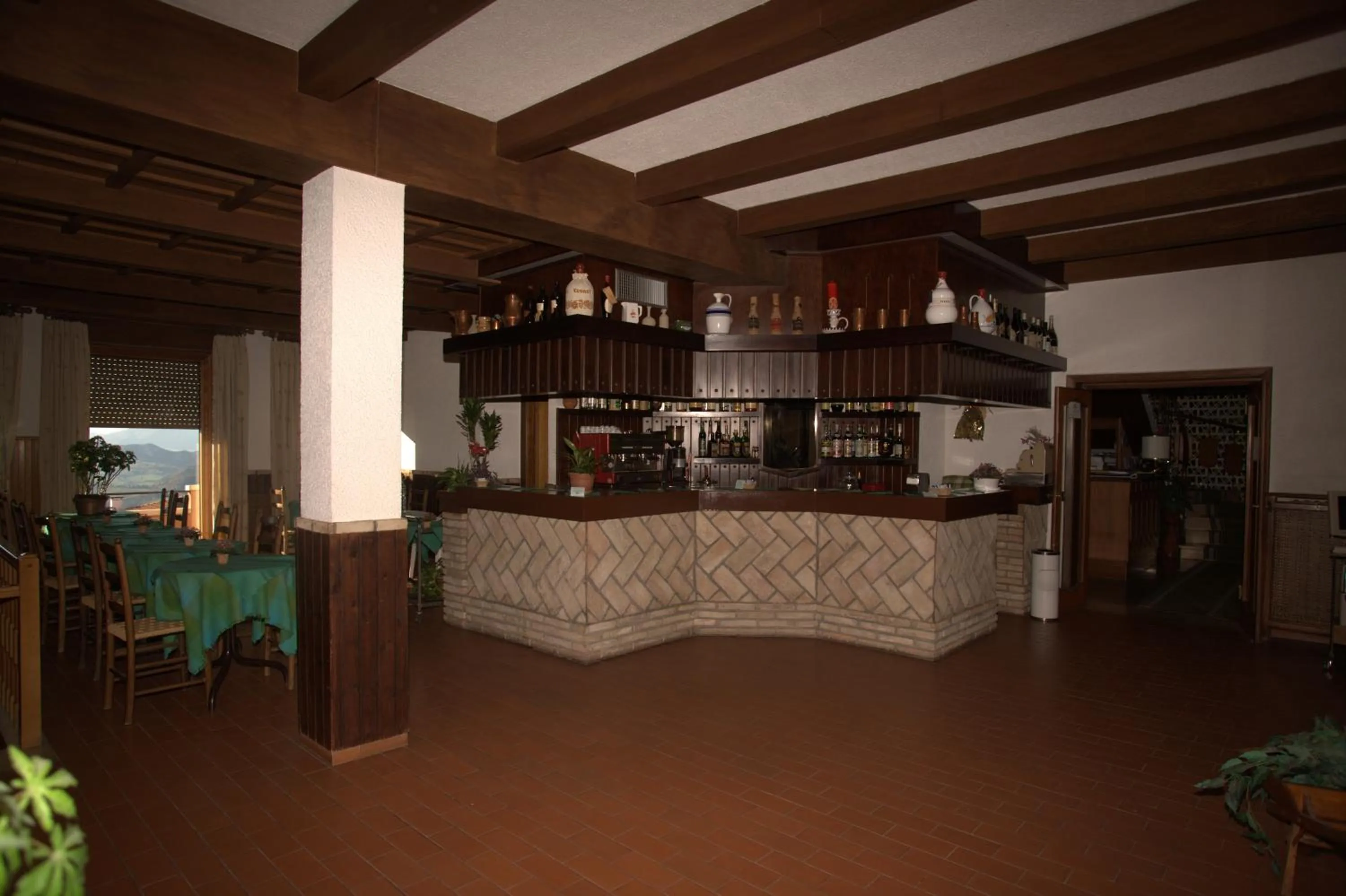 Lounge or bar in Hotel Quercia Antica