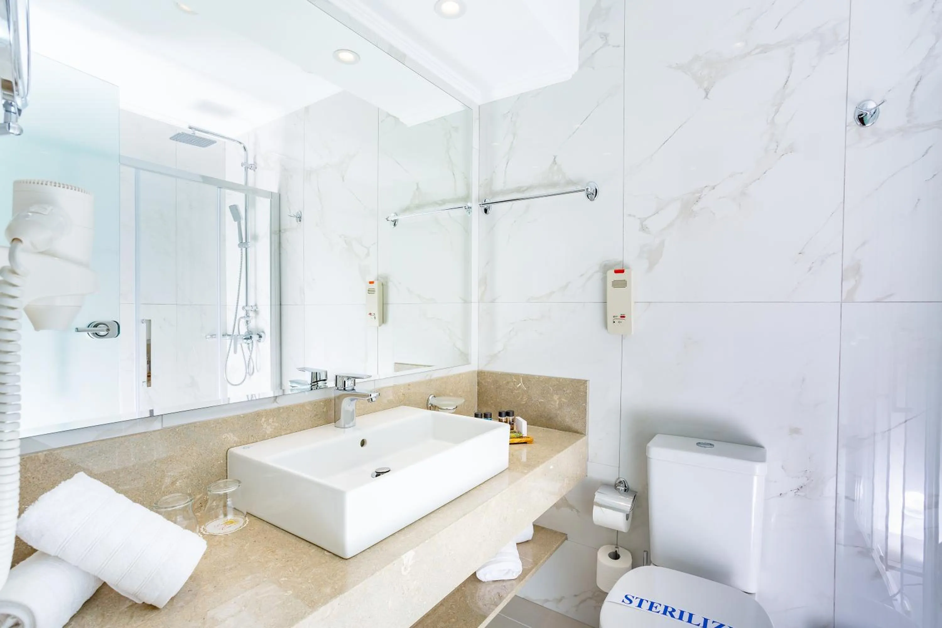 Toilet in Rhodos Horizon City-Adults Only