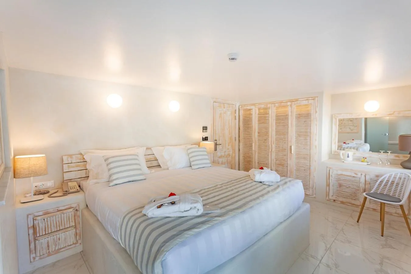 Bed in Rhodos Horizon City-Adults Only