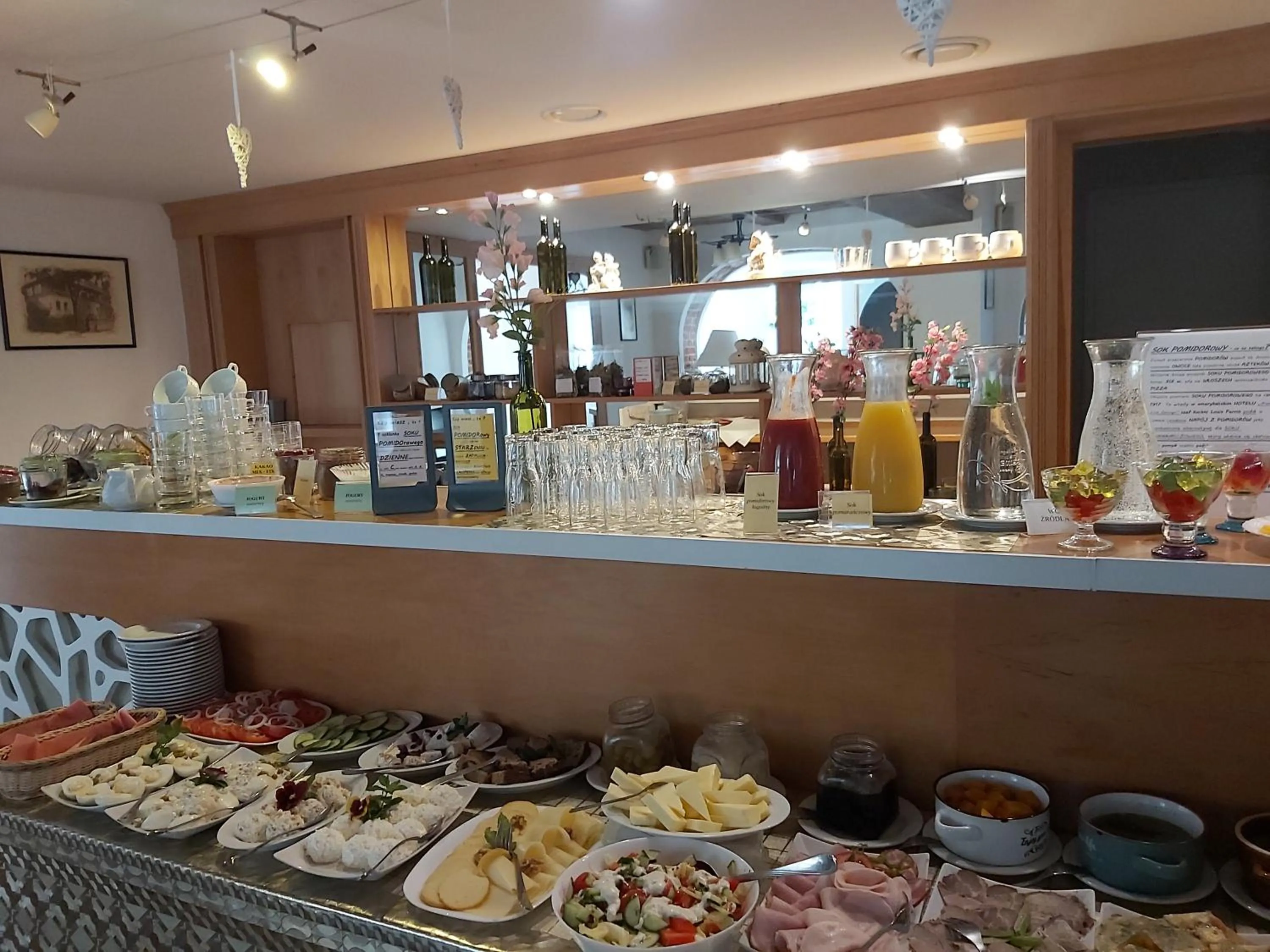 Breakfast in Villa Lessing