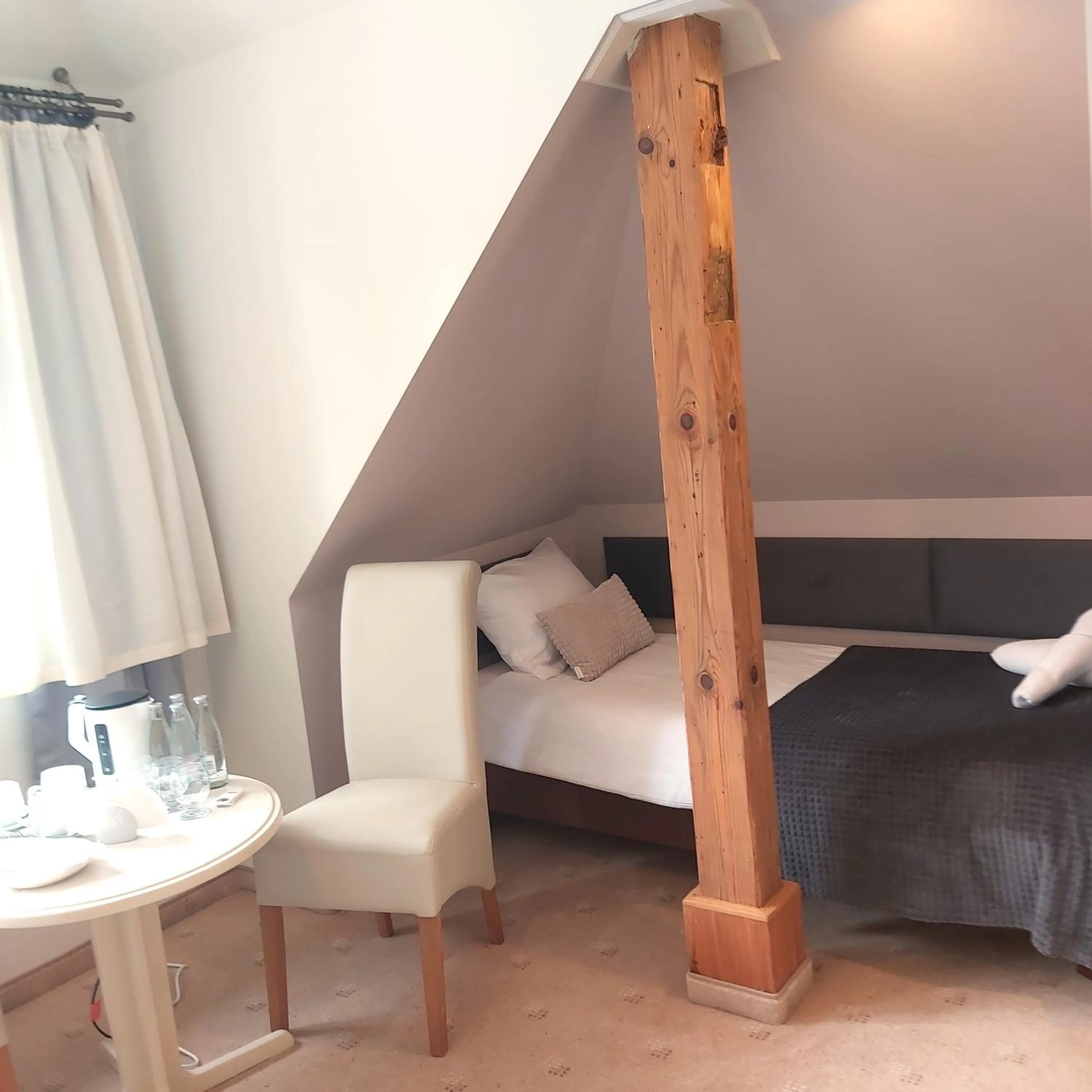 Bedroom, Bed in Villa Lessing