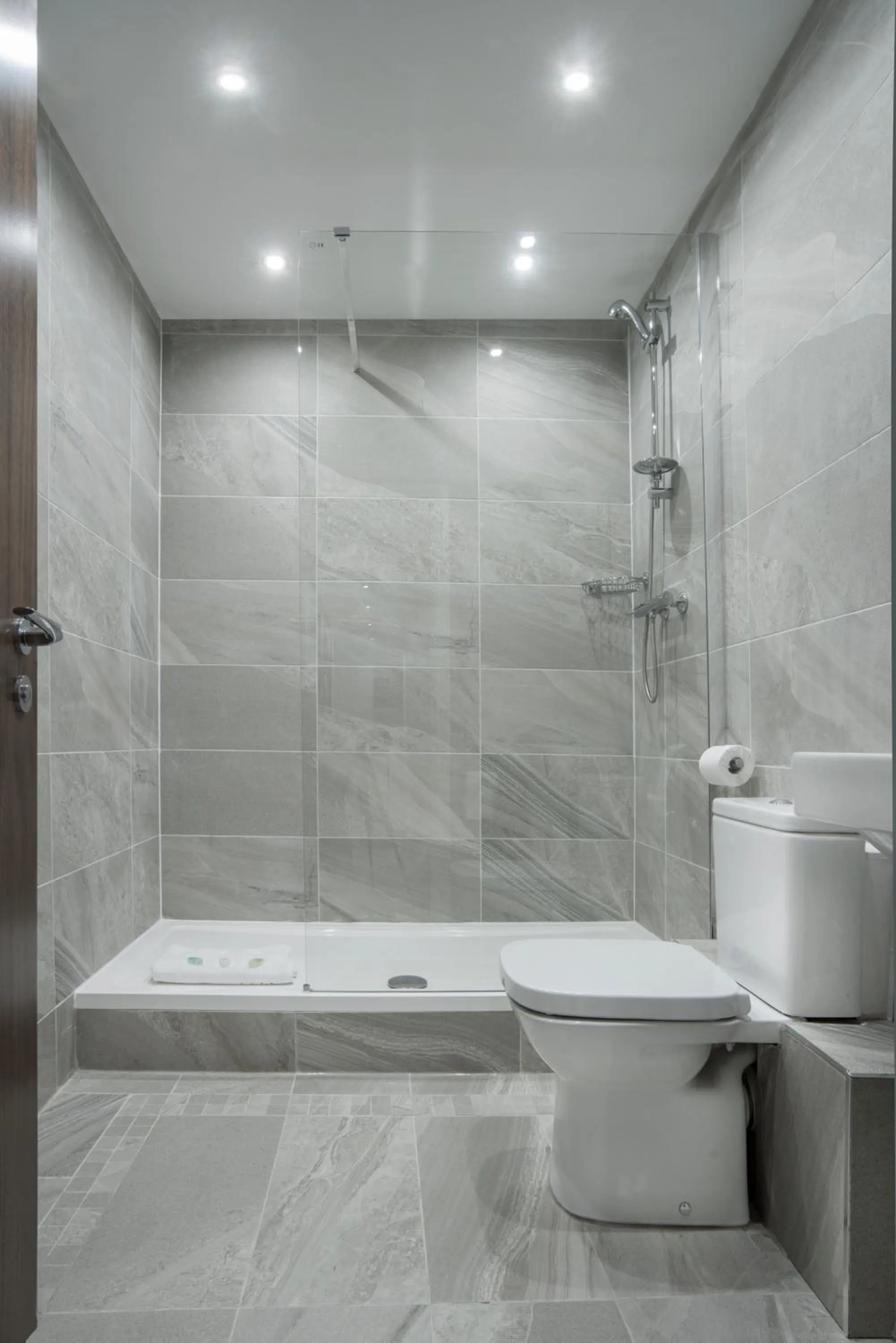 Shower in The Castle Collection - 42 Castle Street