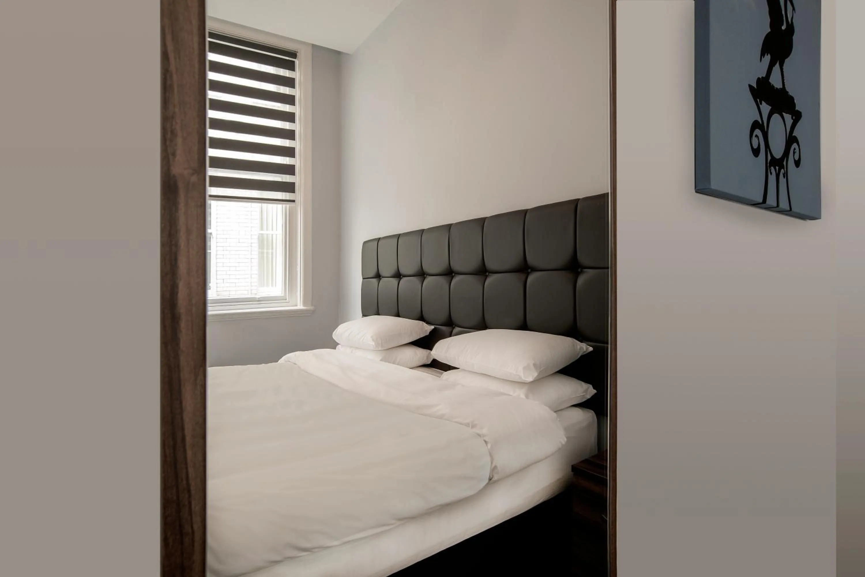 Bedroom, Bed in The Castle Collection - 42 Castle Street