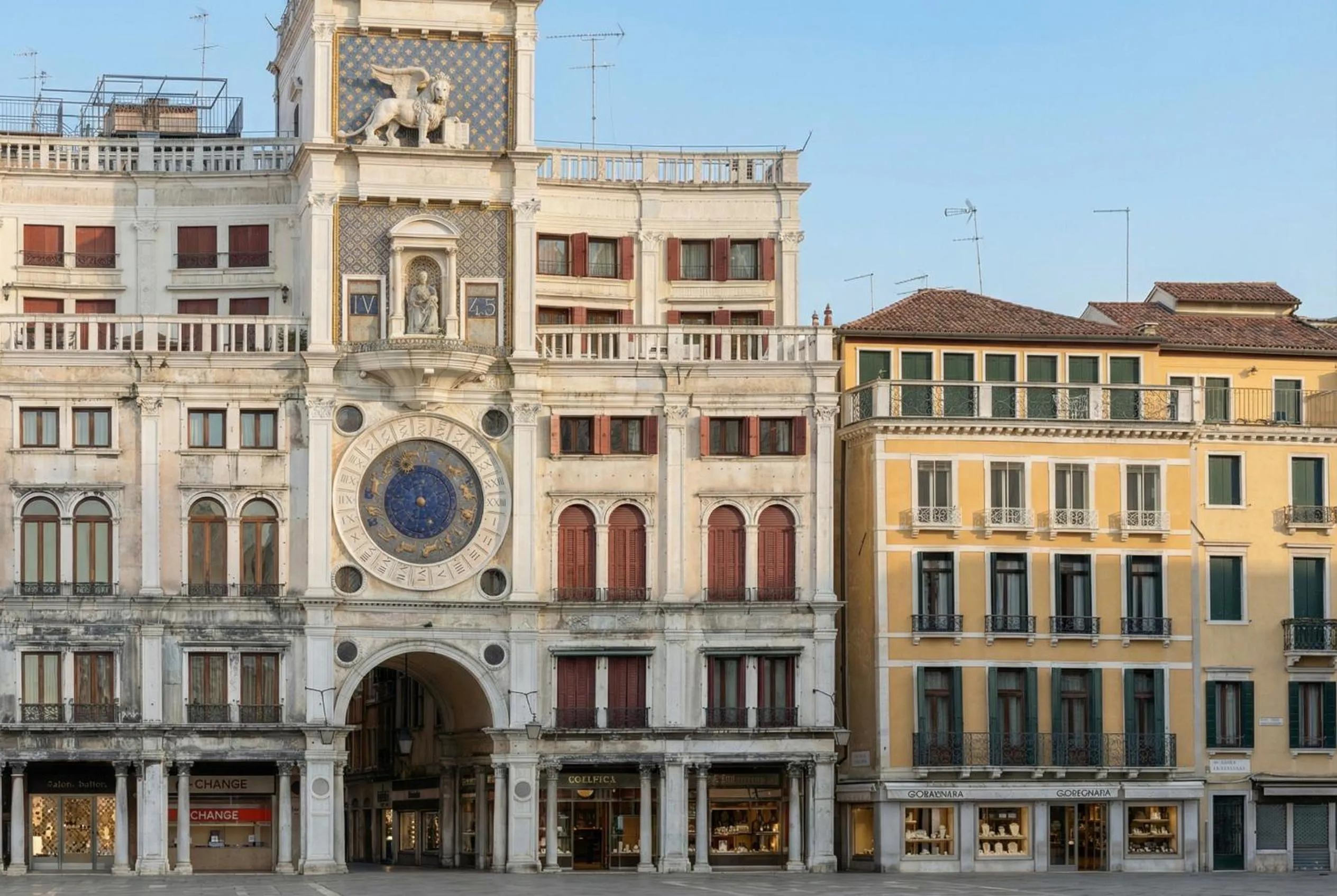 Property building in Bellevue Luxury Rooms - San Marco Luxury