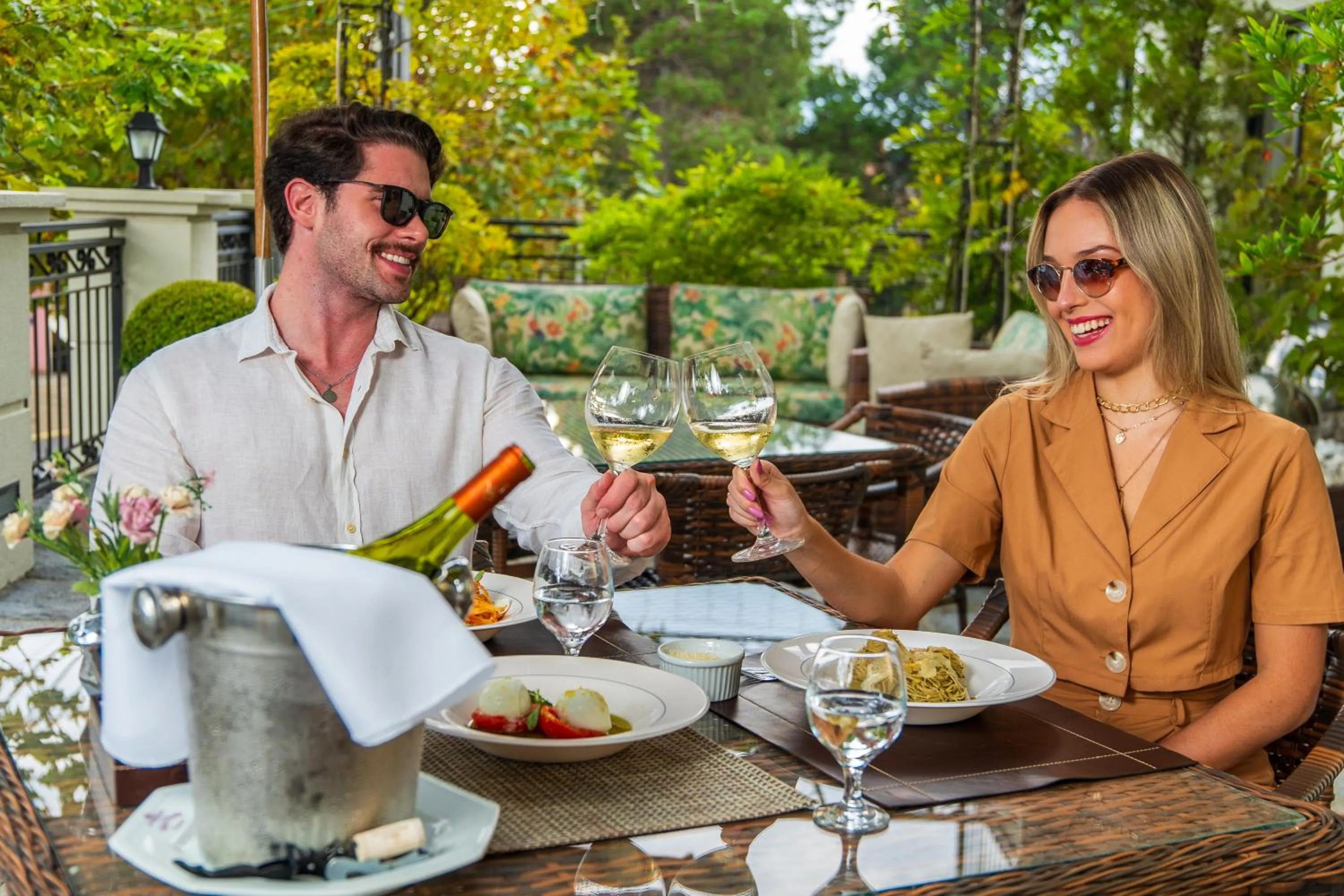 Food and drinks in Pousada D'Biagy Premium