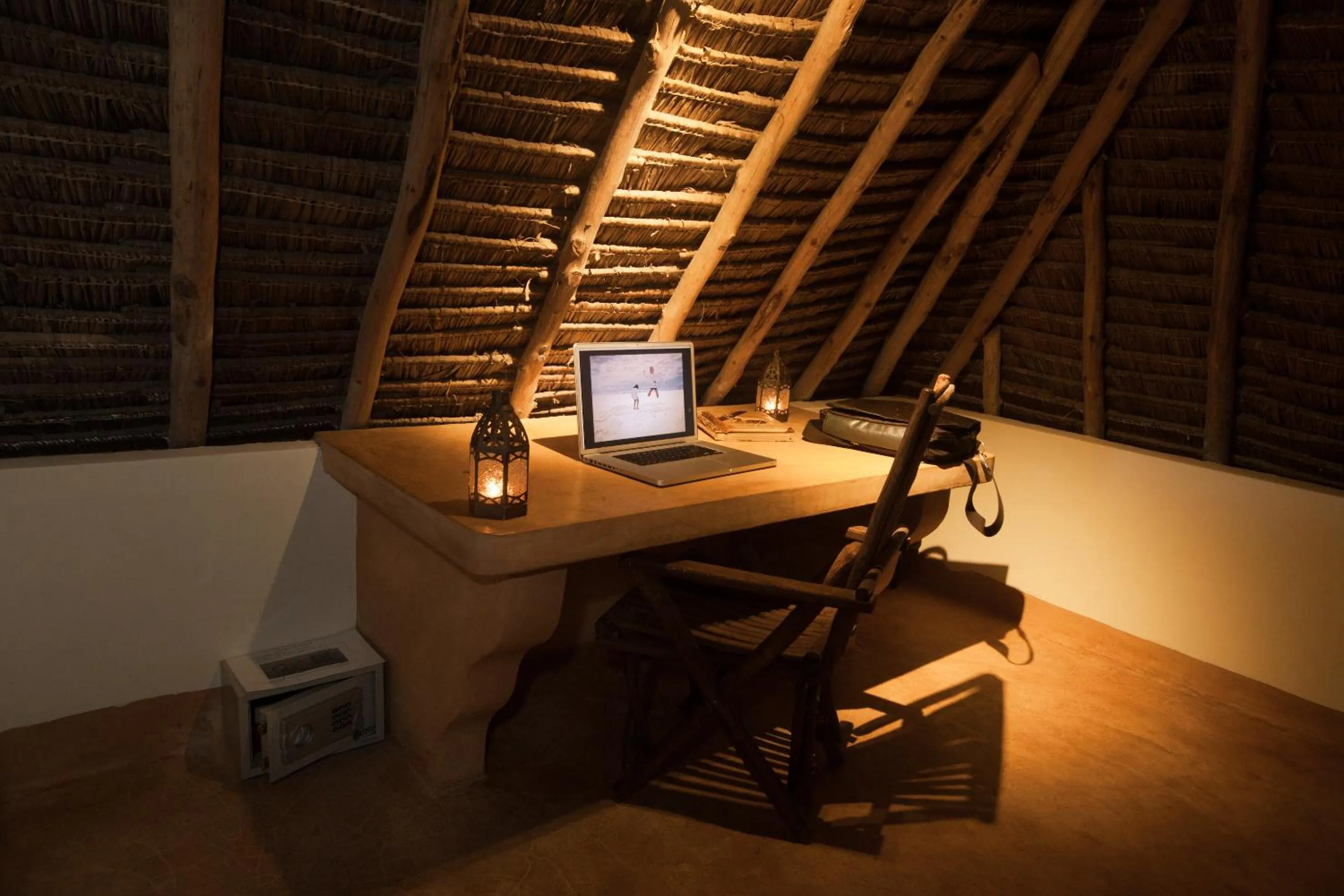 Area and facilities in SeVi Boutique Hotel