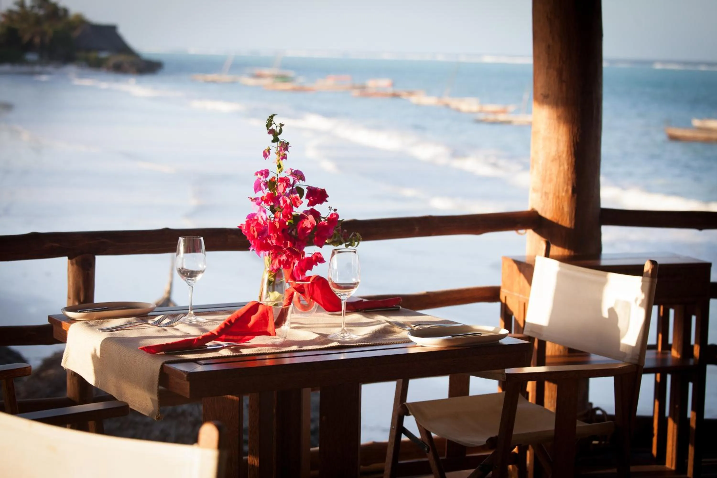 Restaurant/places to eat in SeVi Boutique Hotel