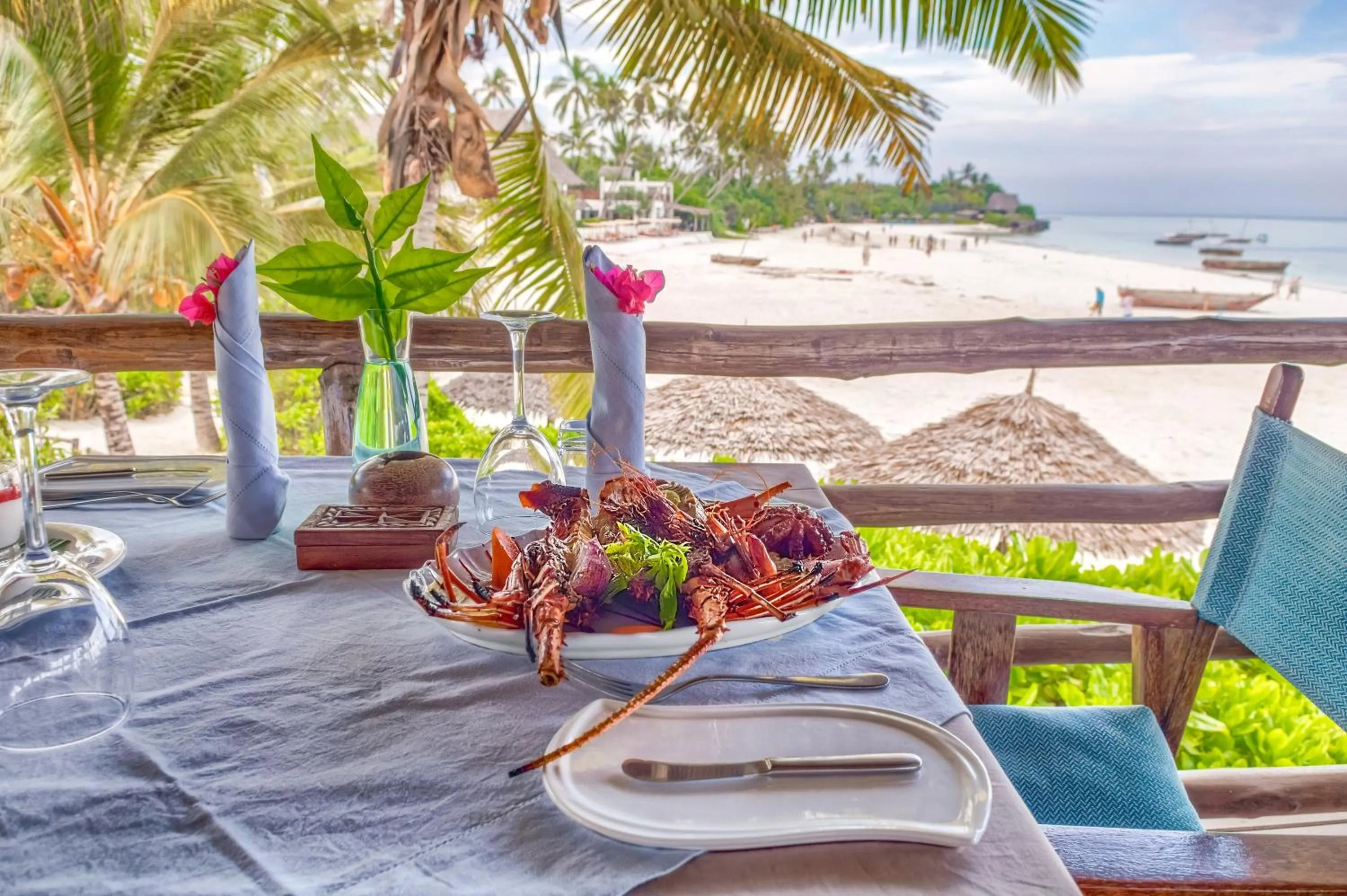 Restaurant/places to eat in SeVi Boutique Hotel