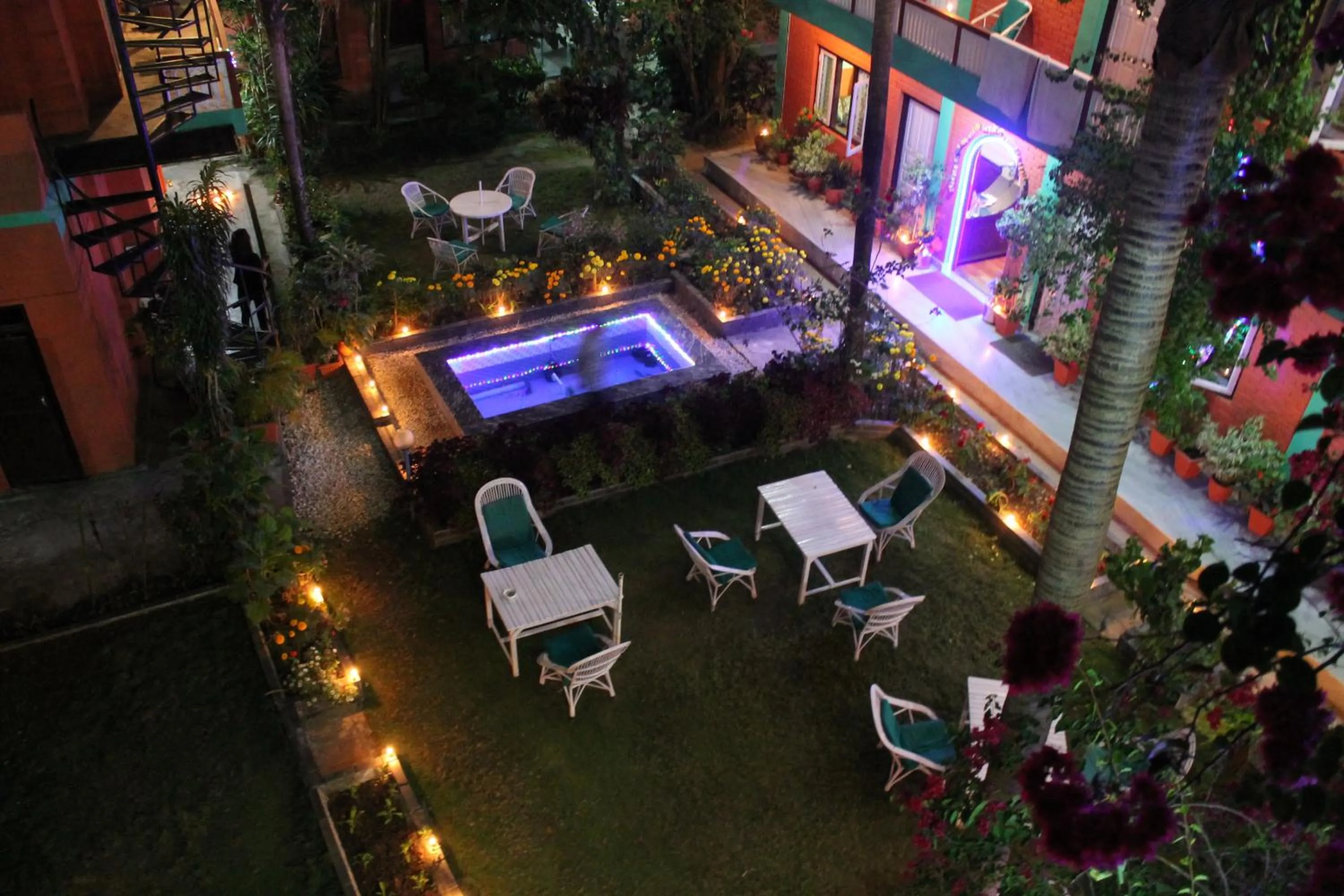 Garden view in New Pokhara Lodge - Pokhara Lakeside