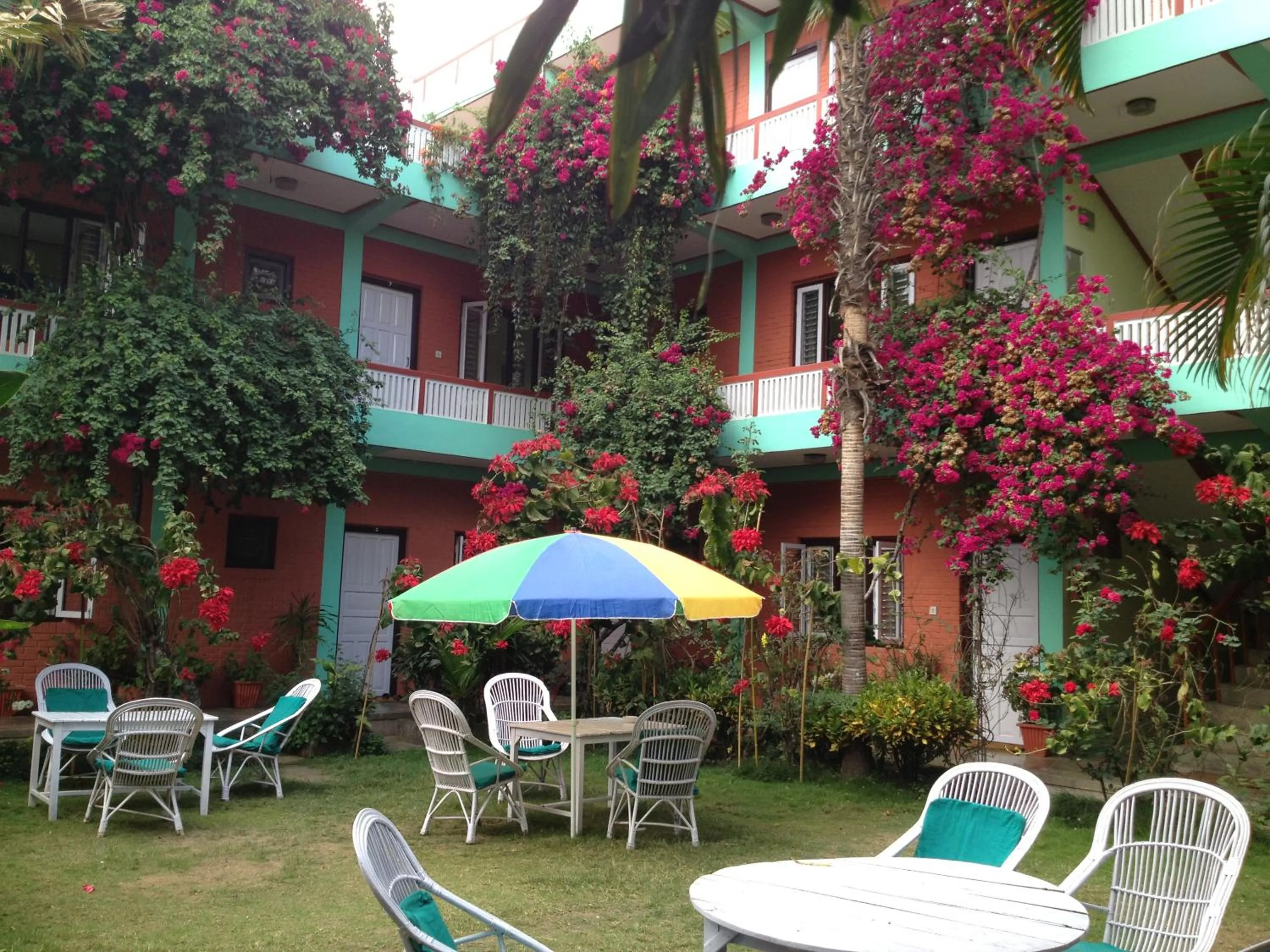 Garden in New Pokhara Lodge - Pokhara Lakeside