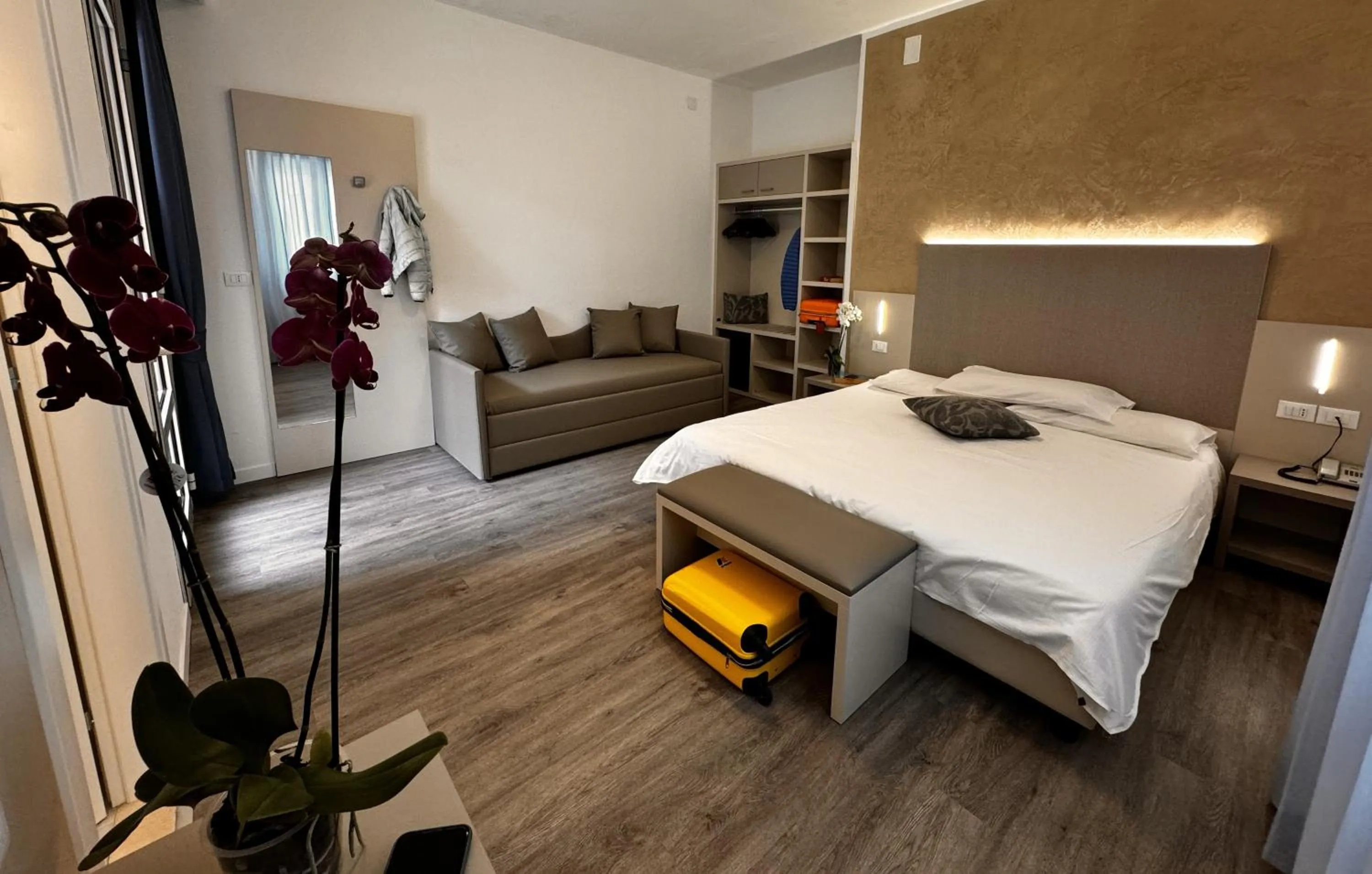 Bedroom, Bed in Hotel Etna